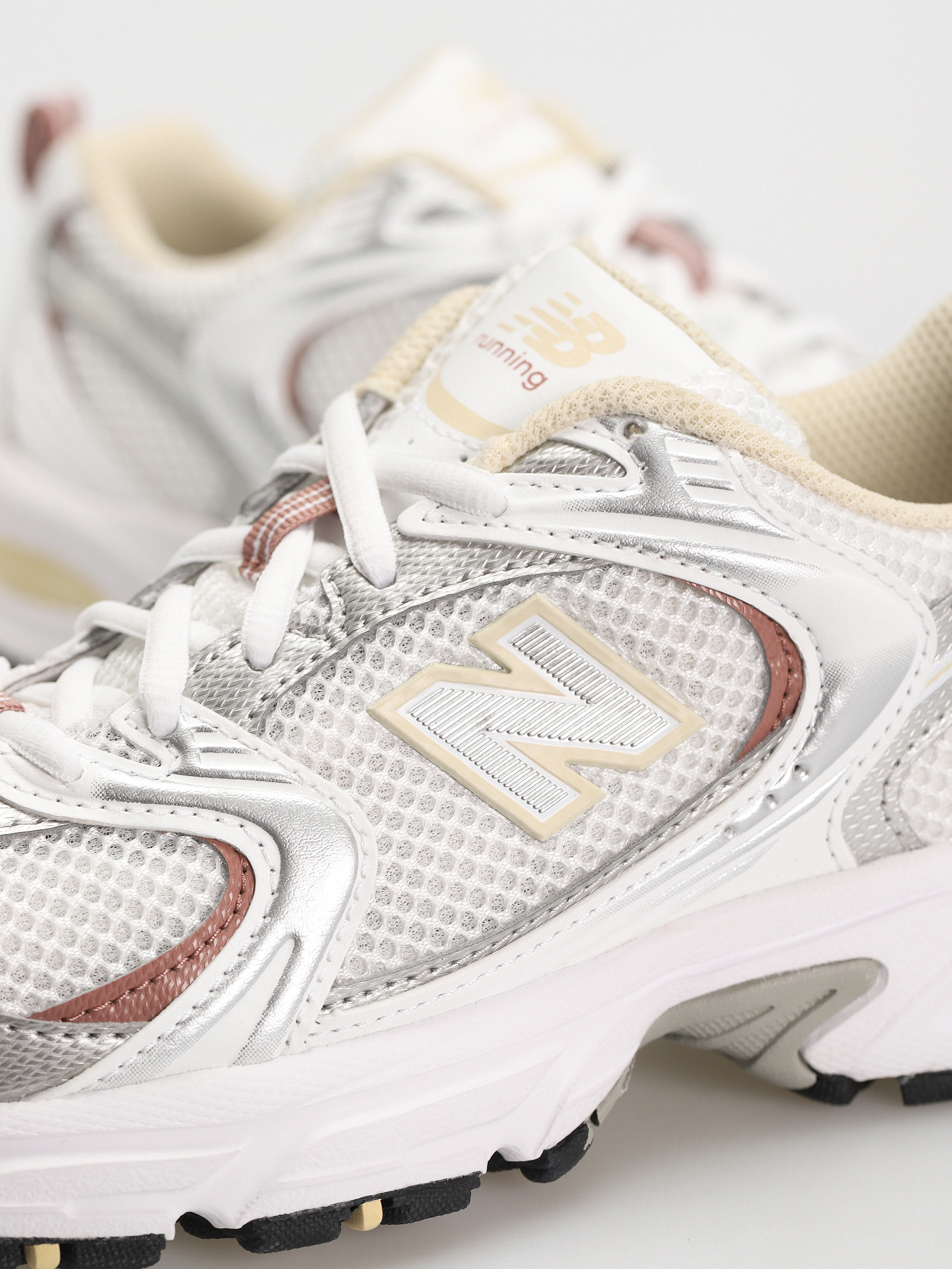 Buty New Balance 530 (white silver beige)