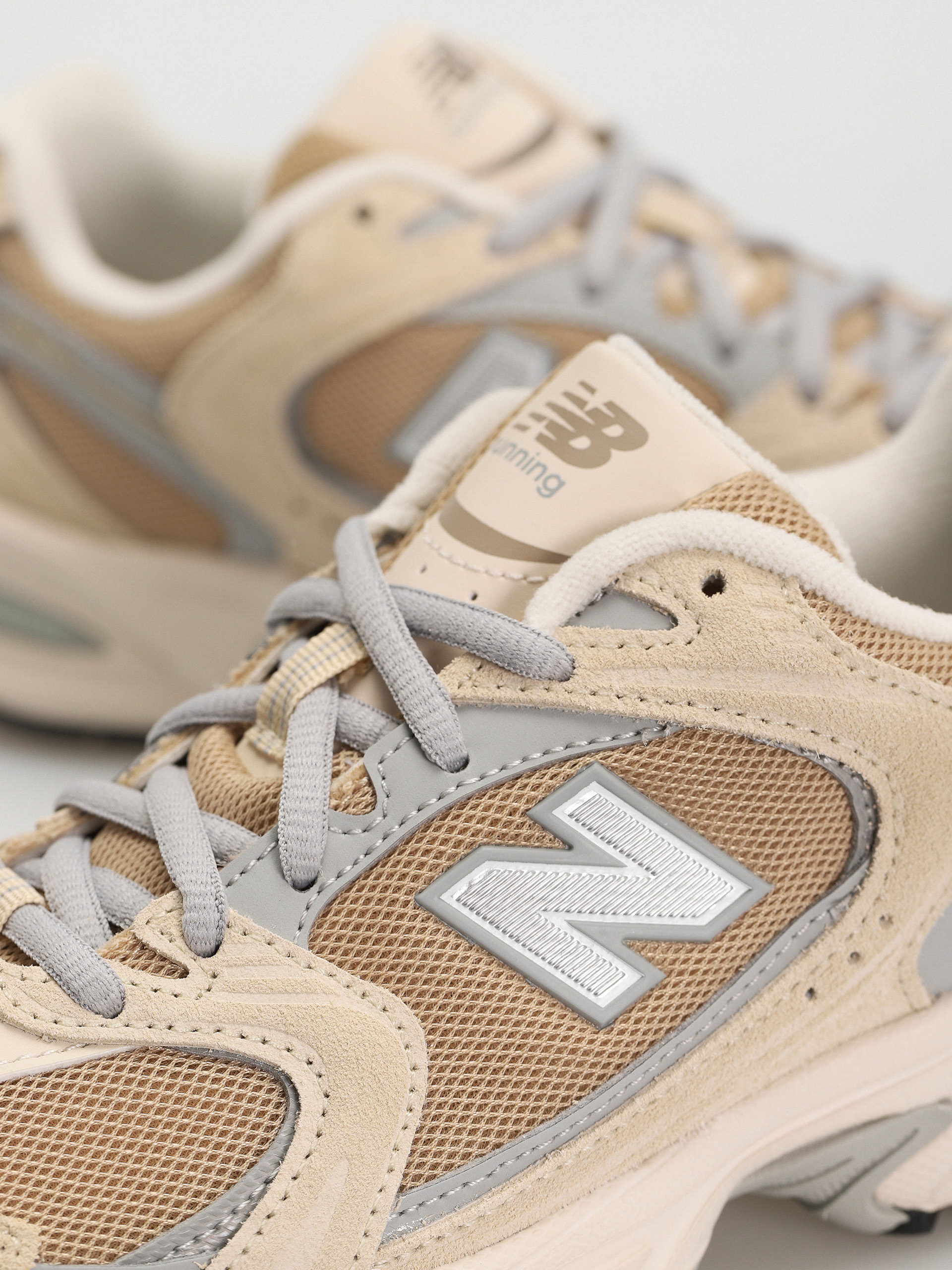 Buty New Balance 530 (sandstone)
