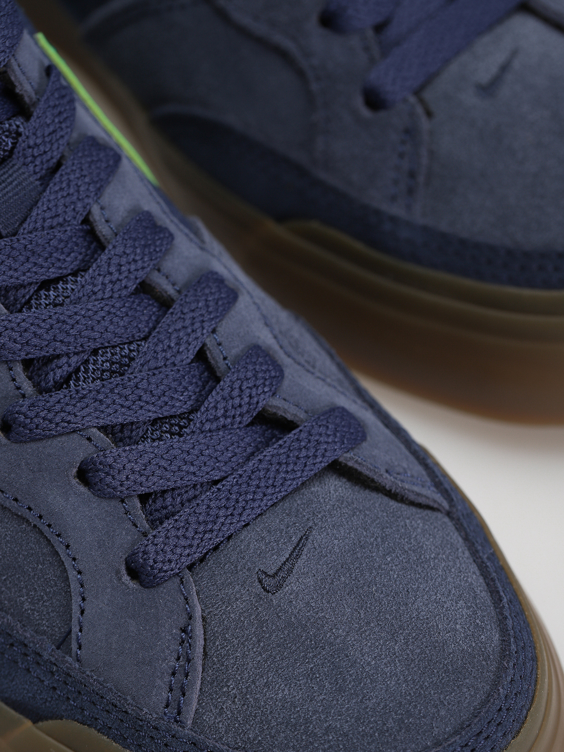 Buty Nike SB Zoom Pogo Plus (midnight navy/malachite obsidian)