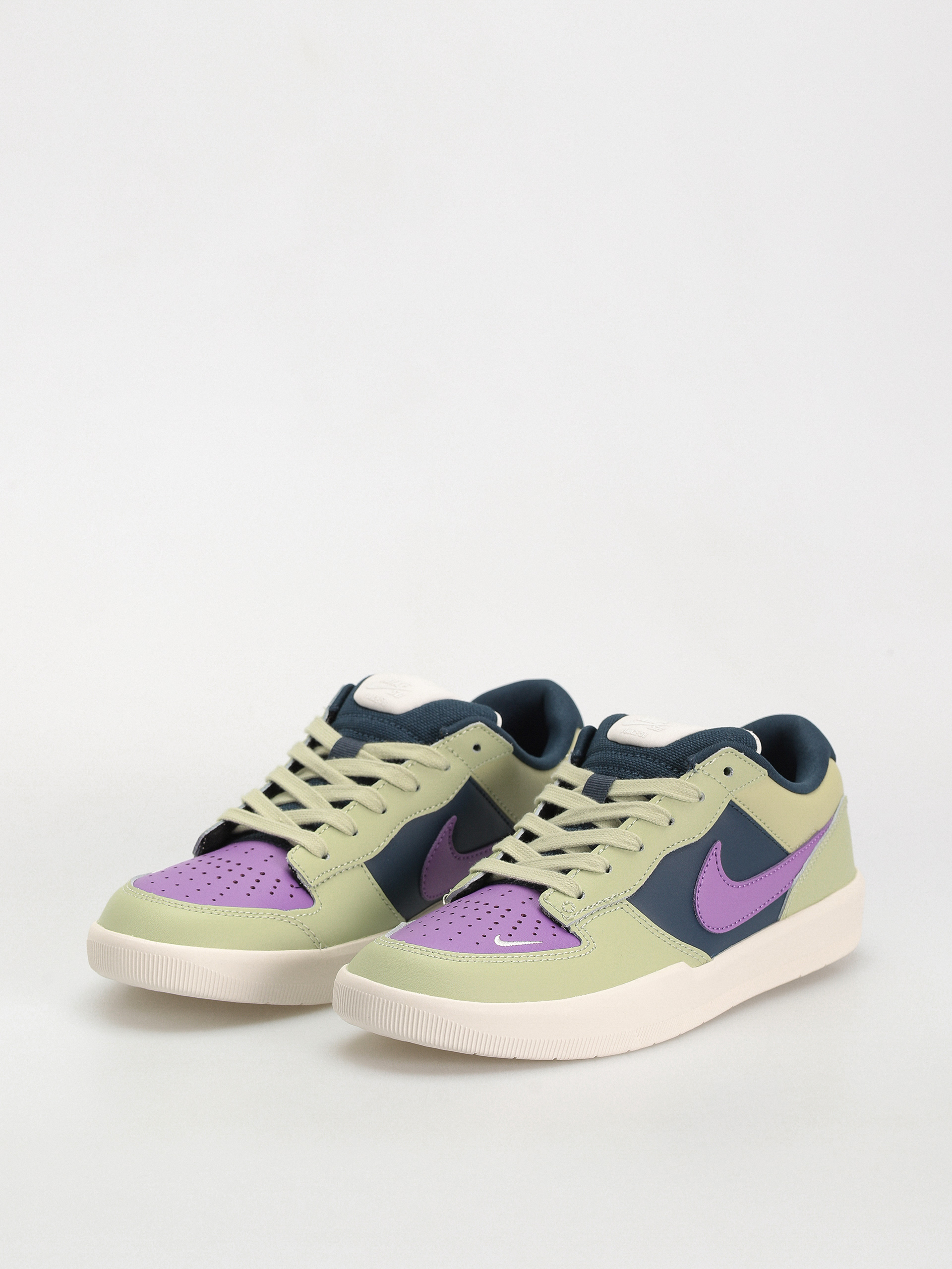 Buty Nike SB Force 58 Premium (olive aura/black raspberry armory navy)