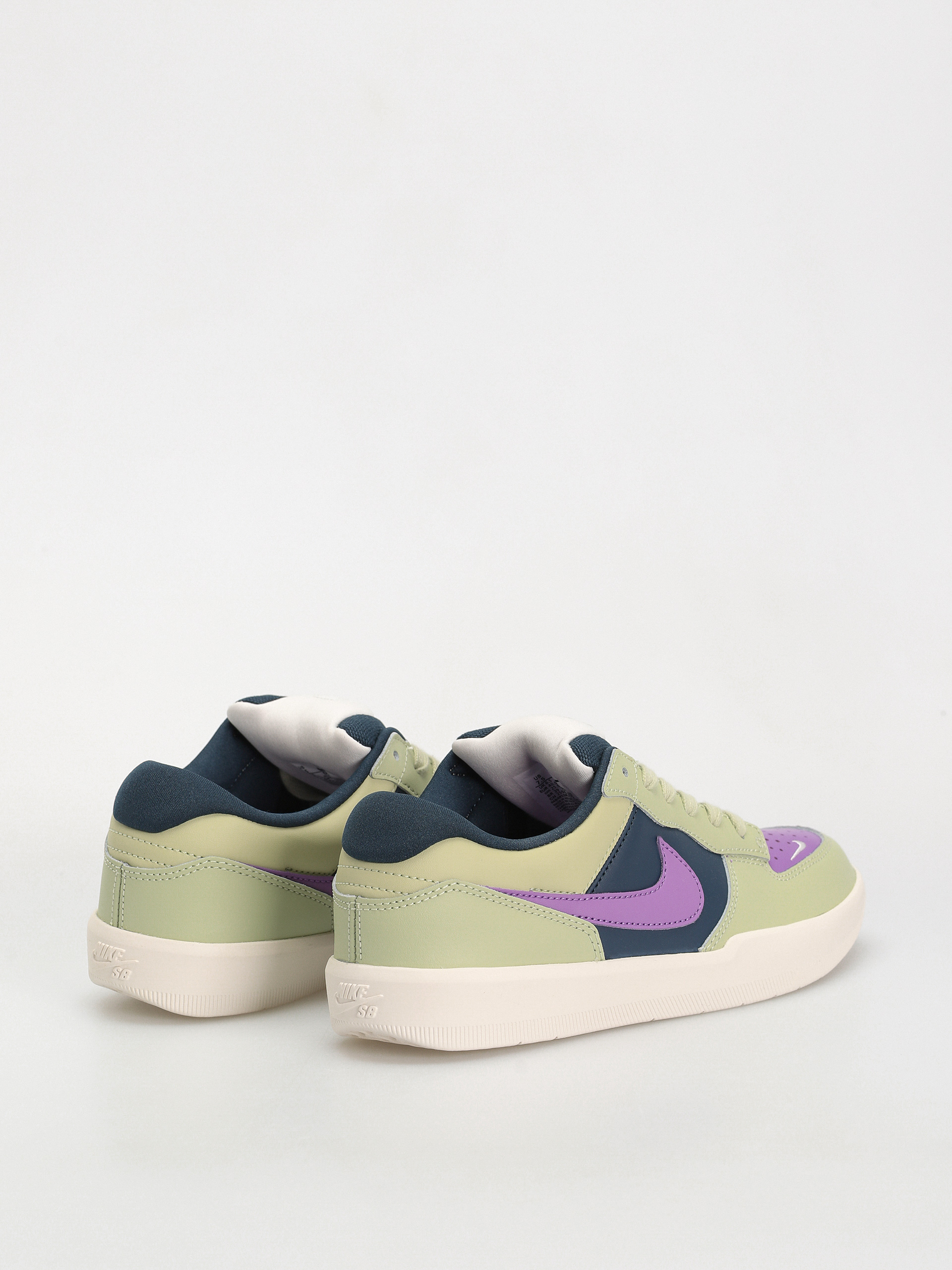 Buty Nike SB Force 58 Premium (olive aura/black raspberry armory navy)