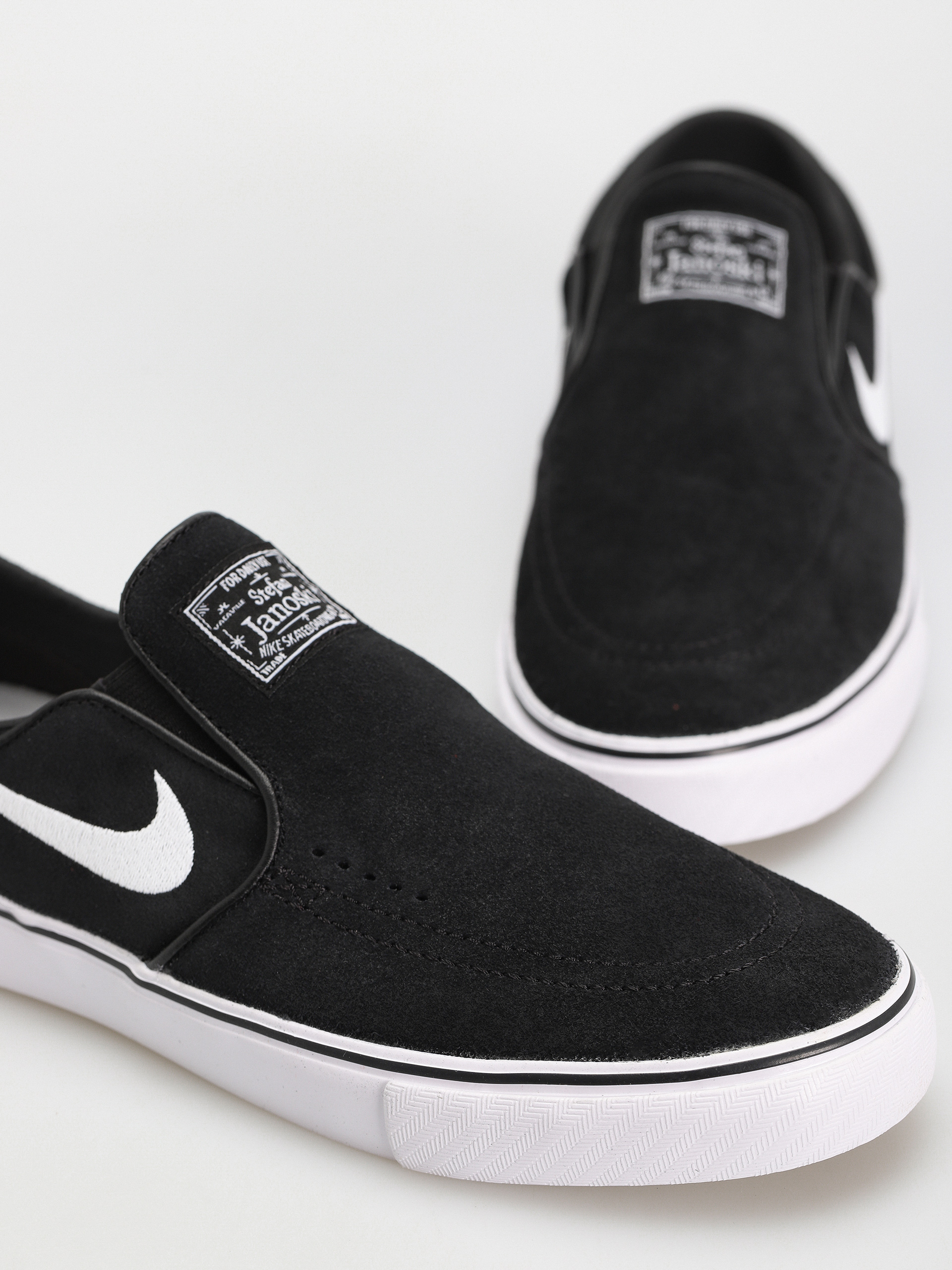 Buty Nike SB Janoski+ Slip (black/white black black)