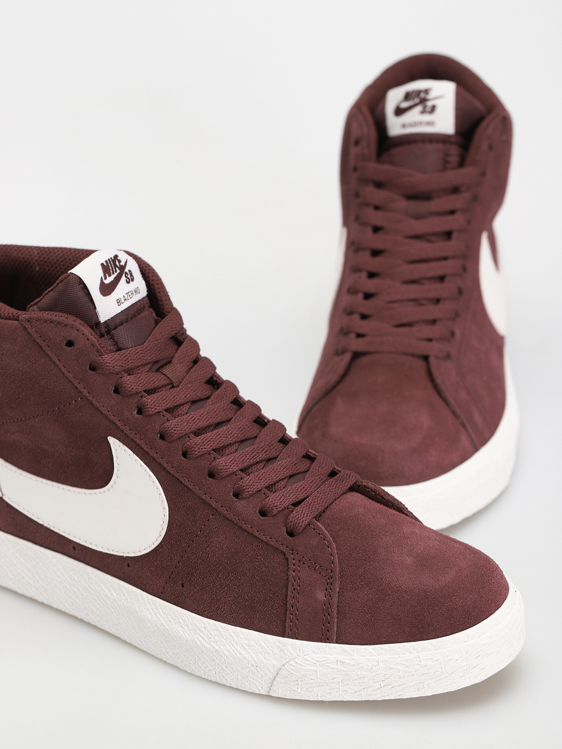 Buty Nike SB Zoom Blazer Mid (burgundy crush/summit white)