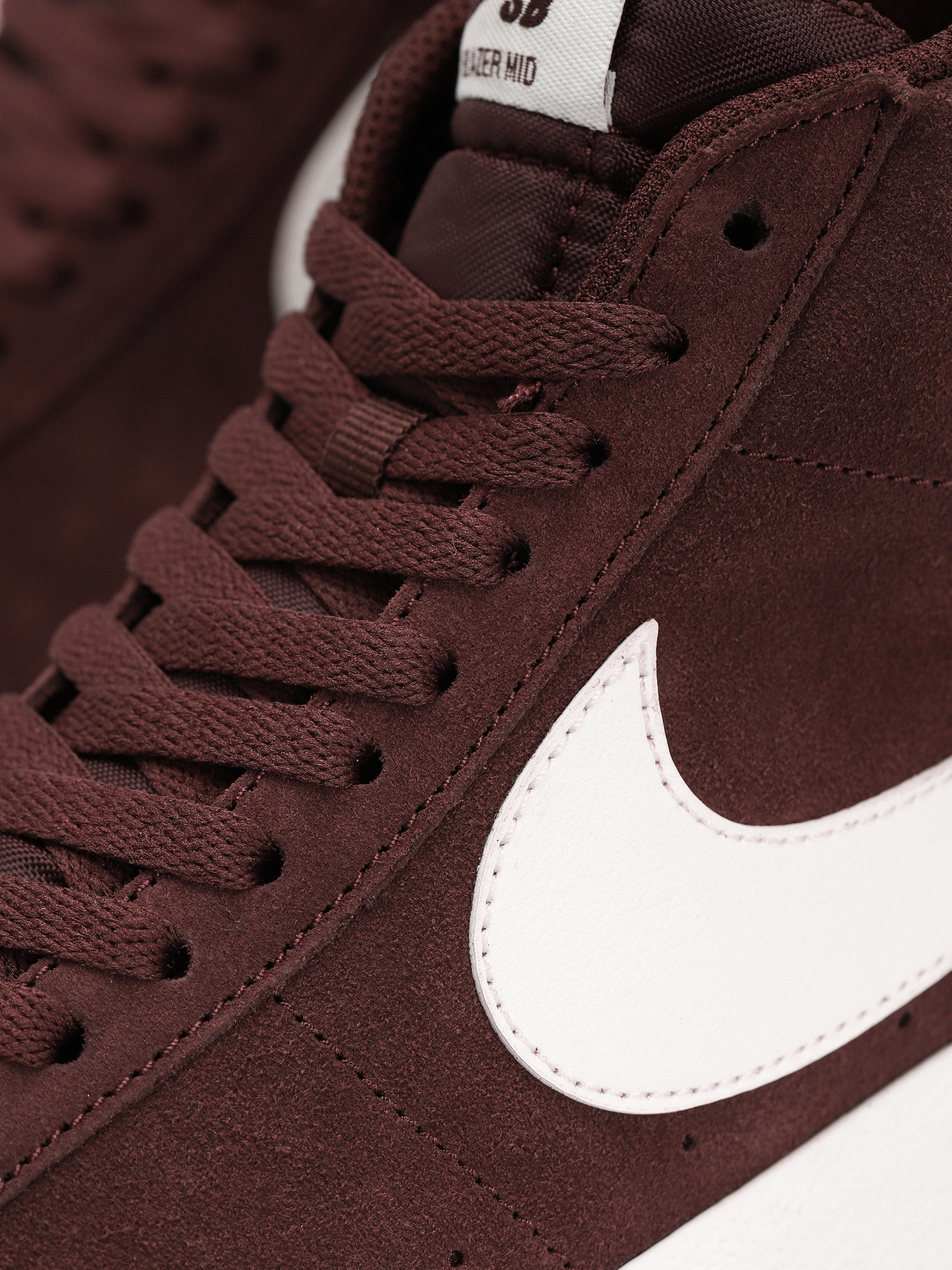 Buty Nike SB Zoom Blazer Mid (burgundy crush/summit white)