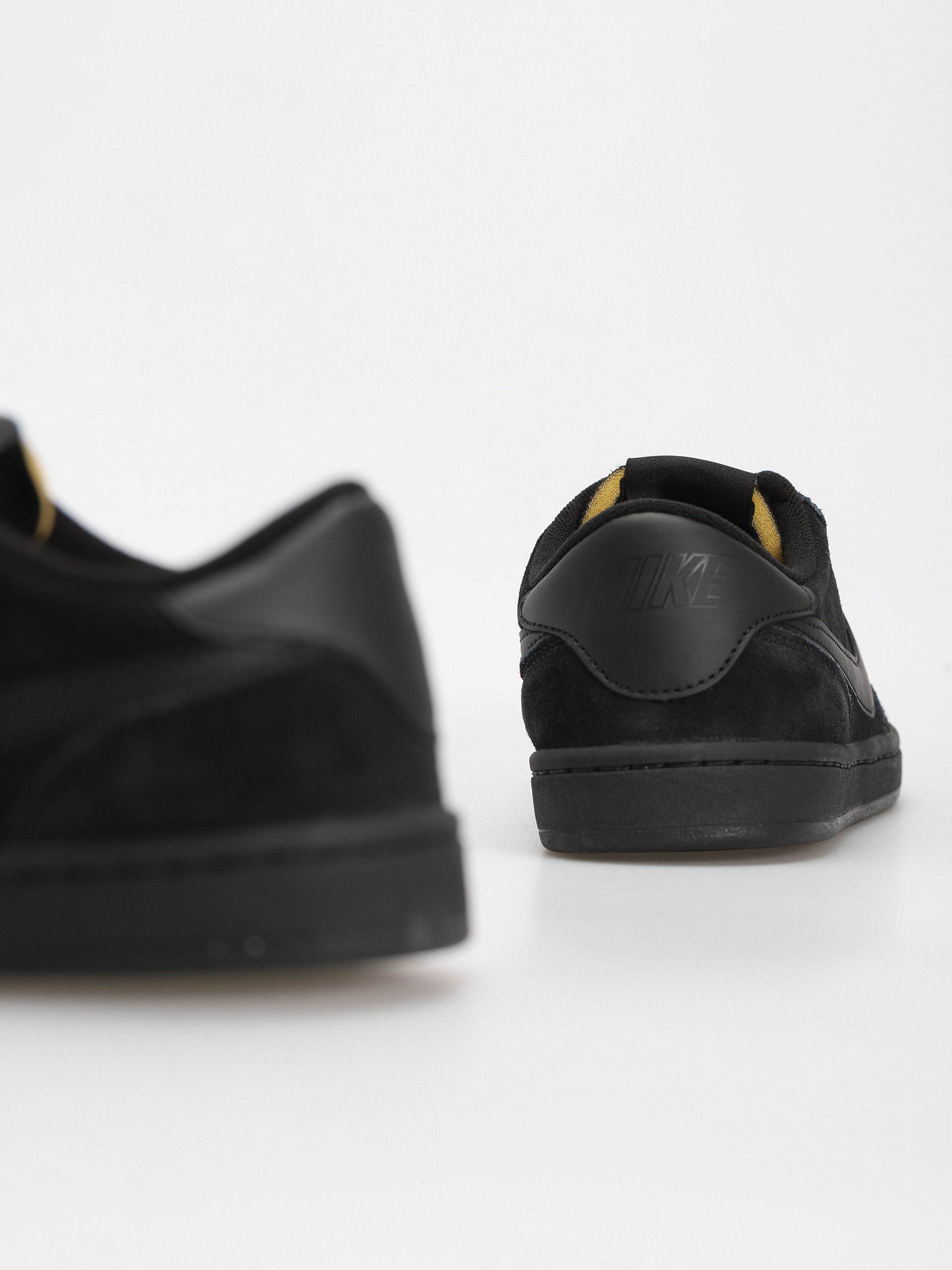 Buty Nike SB Sb Fc Classic (black/black black vivid orange)