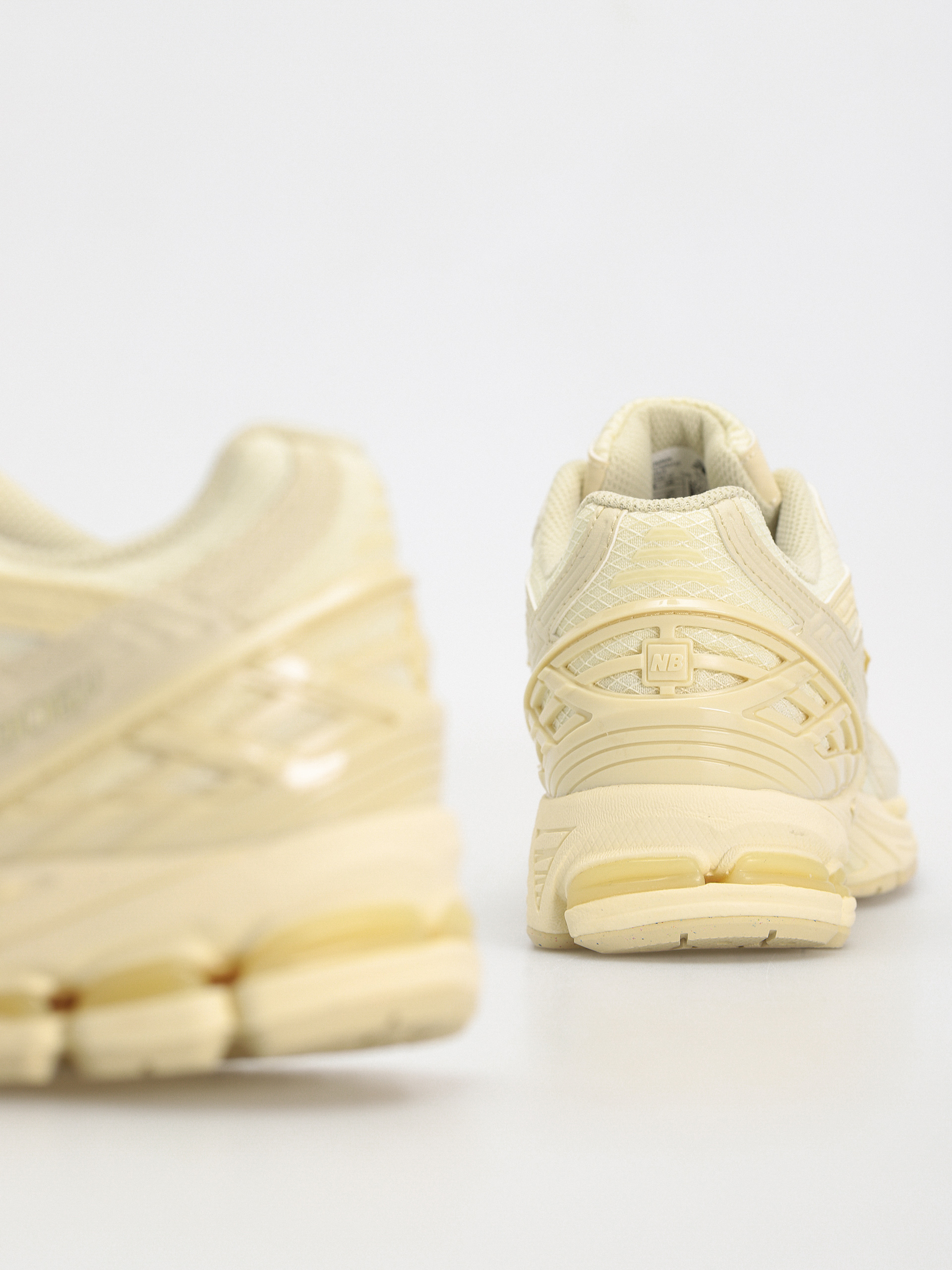 Buty New Balance 1906 (beige)