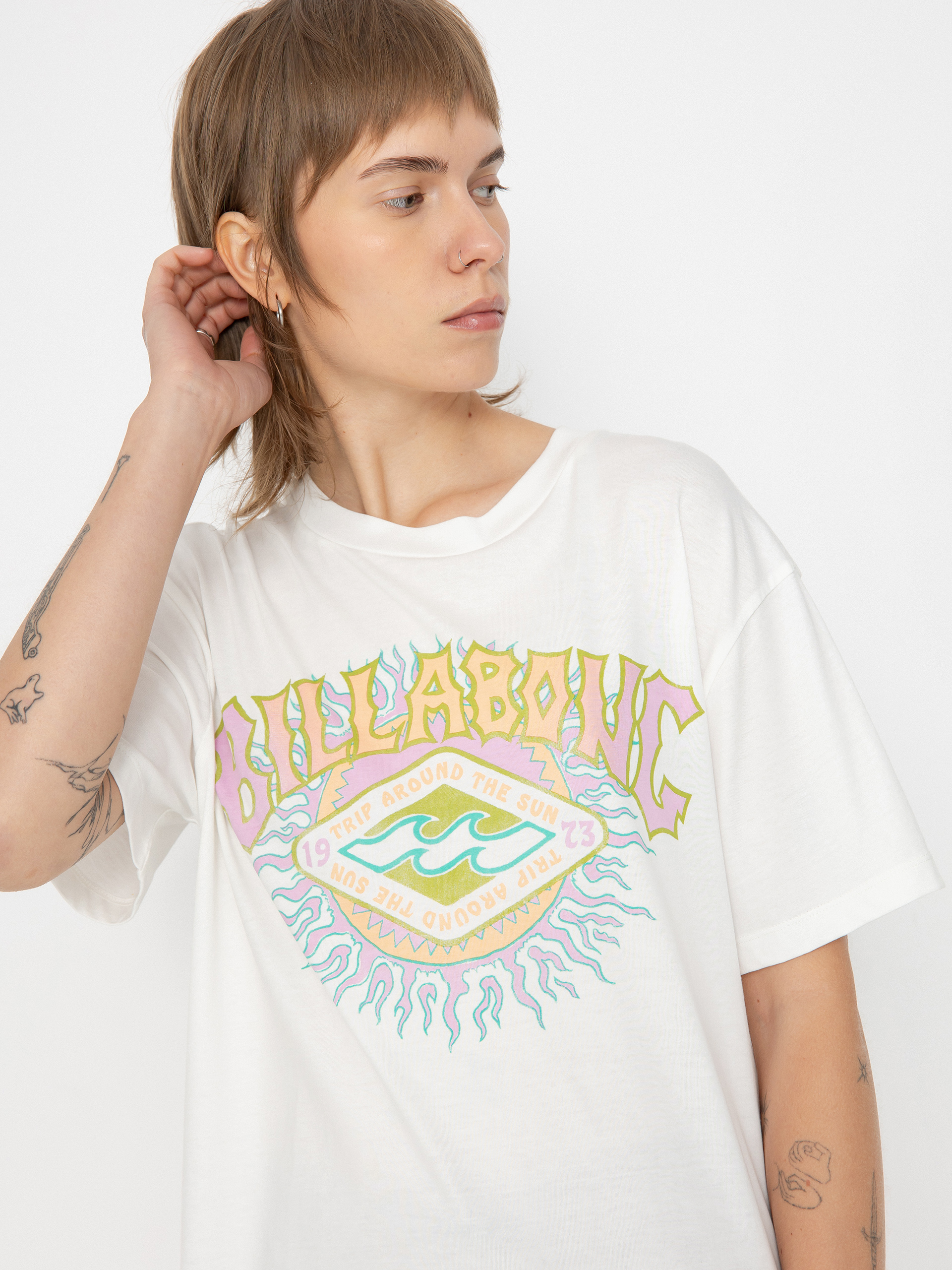 T-shirt Billabong Around The Sun Wmn (salt crystal)