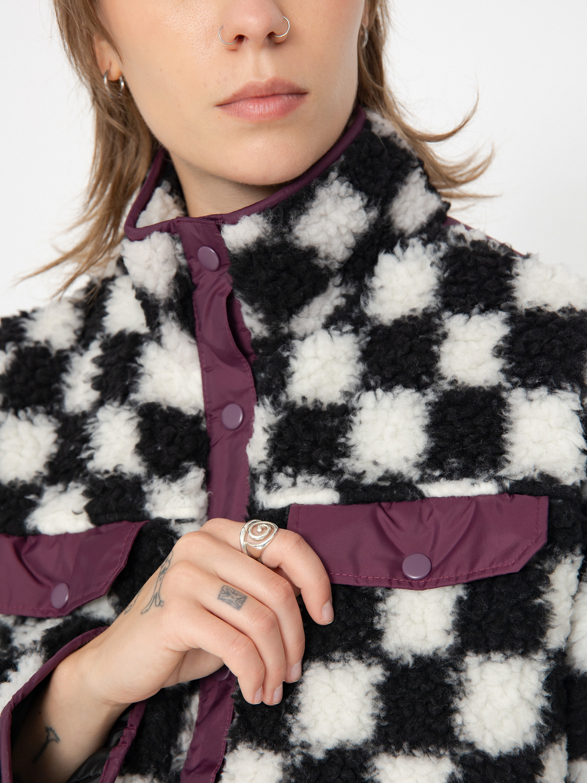 Kurtka Vans Dreaming Sherpa Wmn (checkerboard)