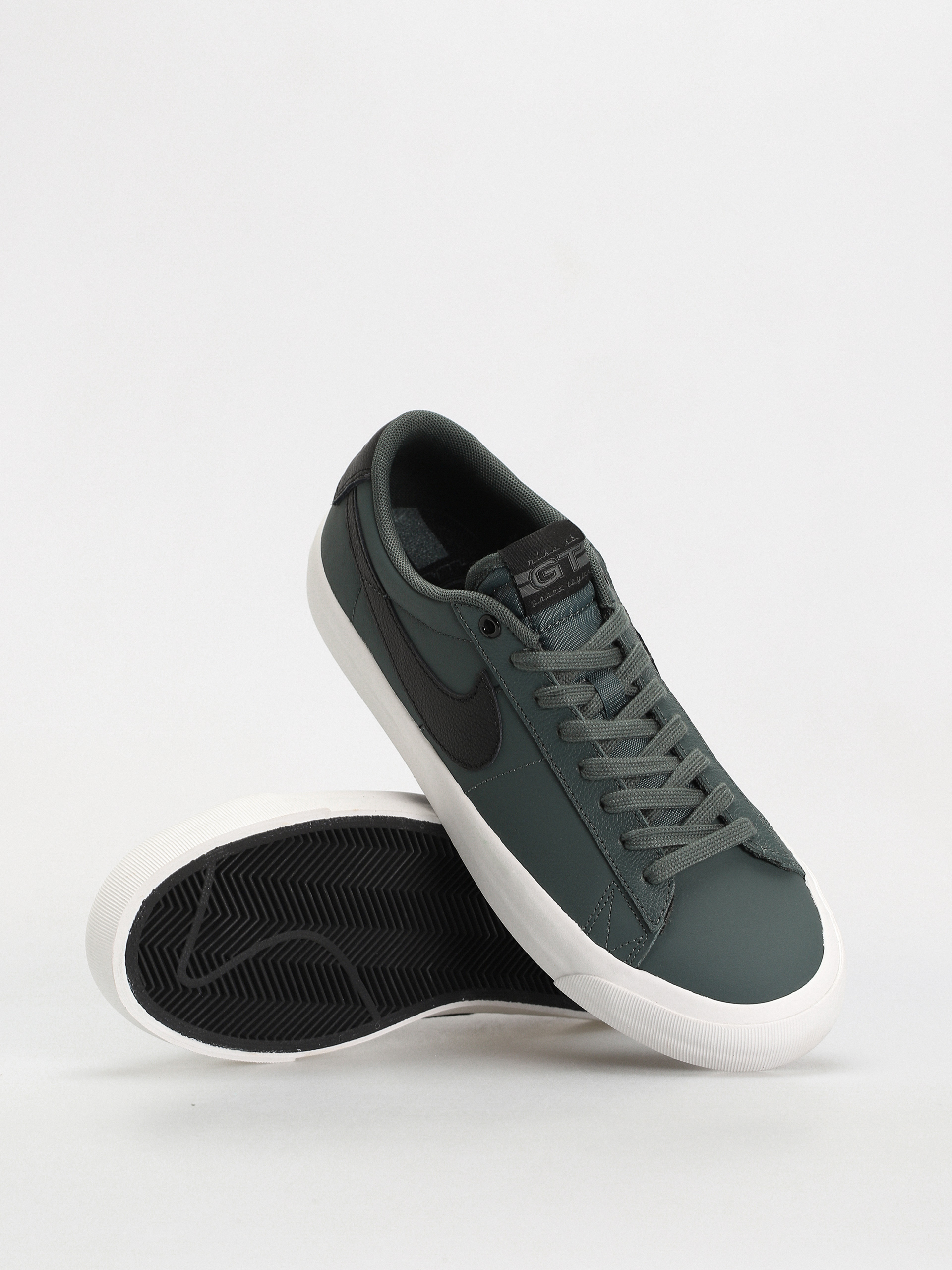 Buty Nike SB Blazer Low Pro Gt (vintage green/black vintage green)