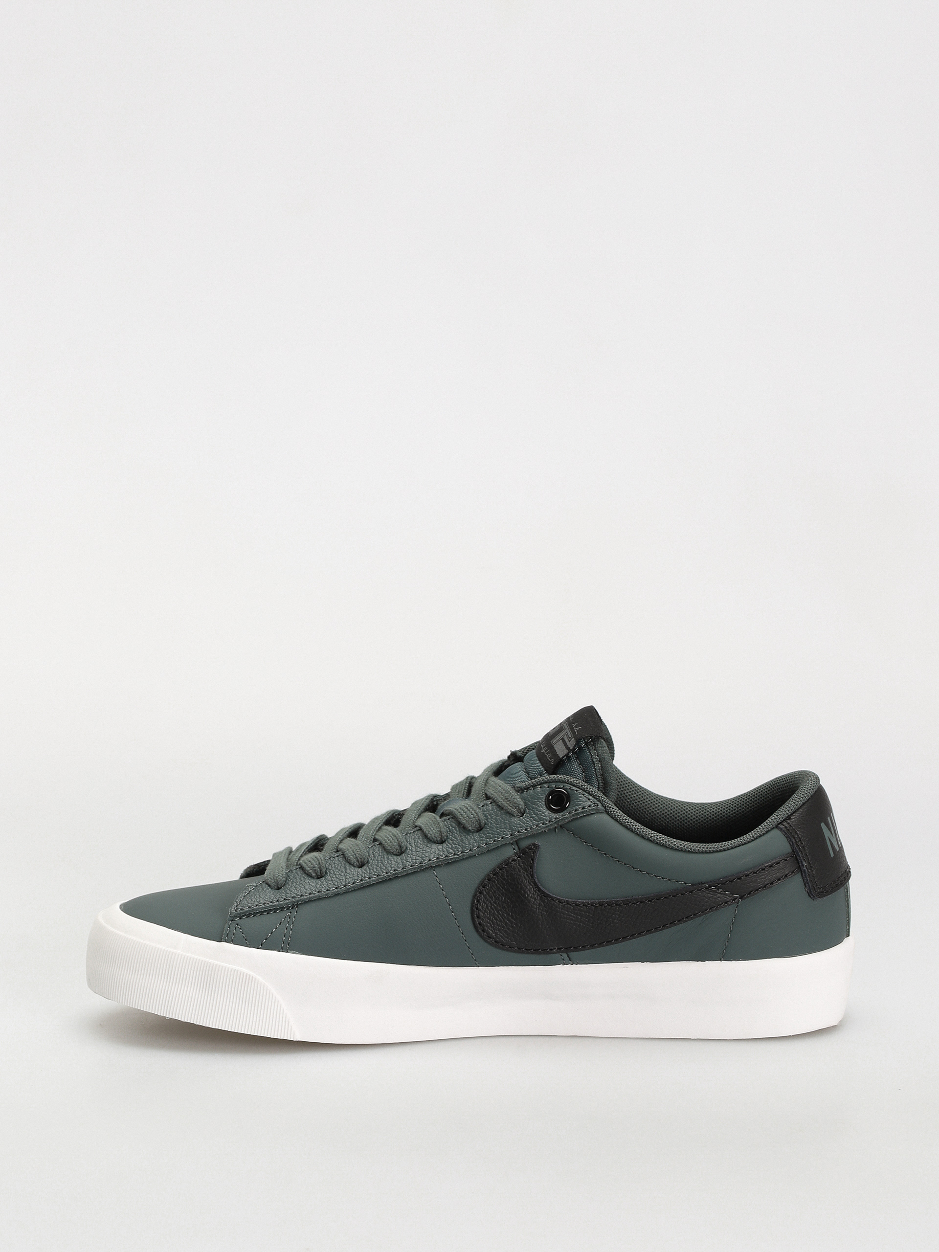 Buty Nike SB Blazer Low Pro Gt (vintage green/black vintage green)