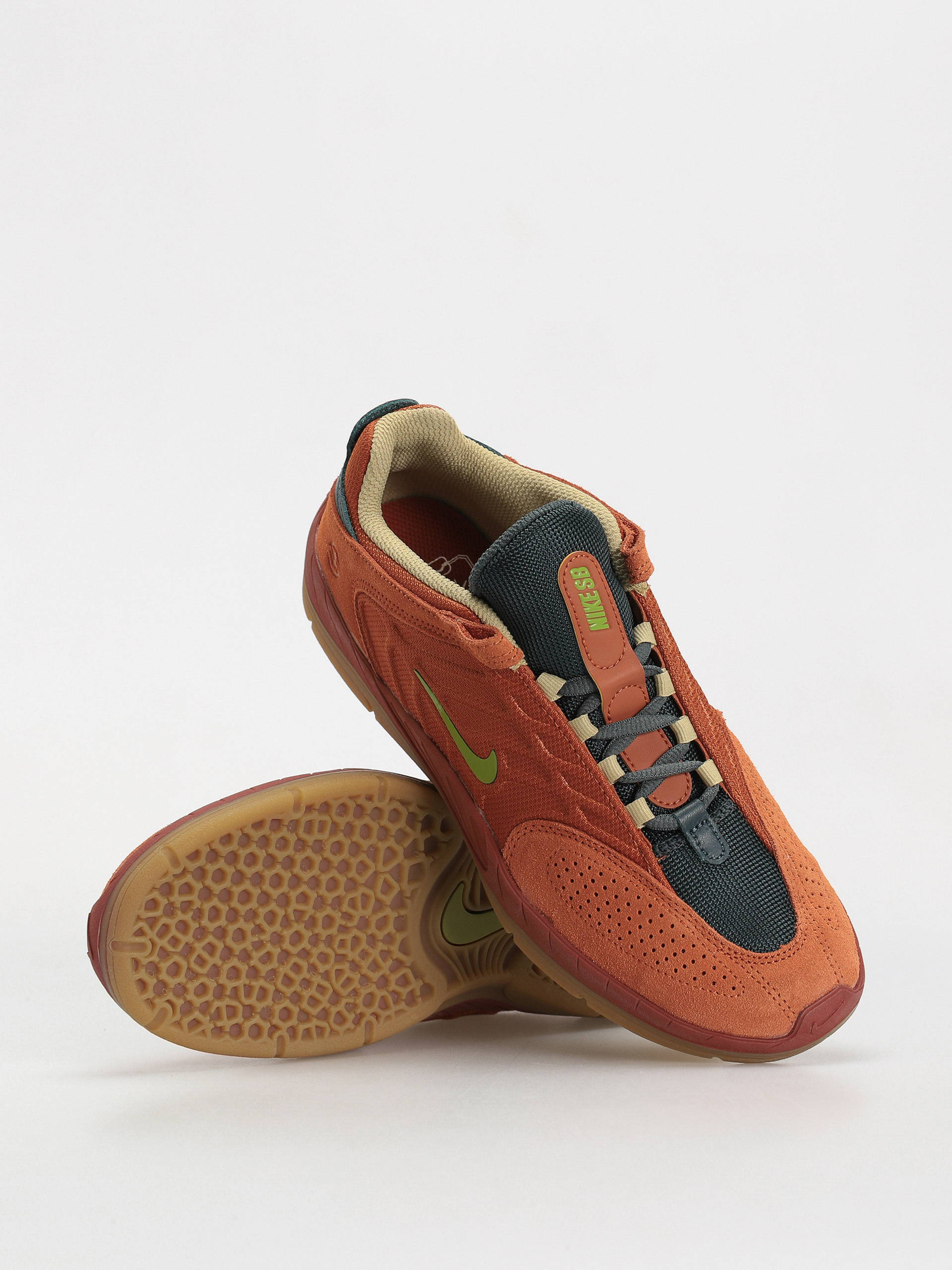 Buty Nike SB Vertebrae Te (dark russet/pear desert orange)