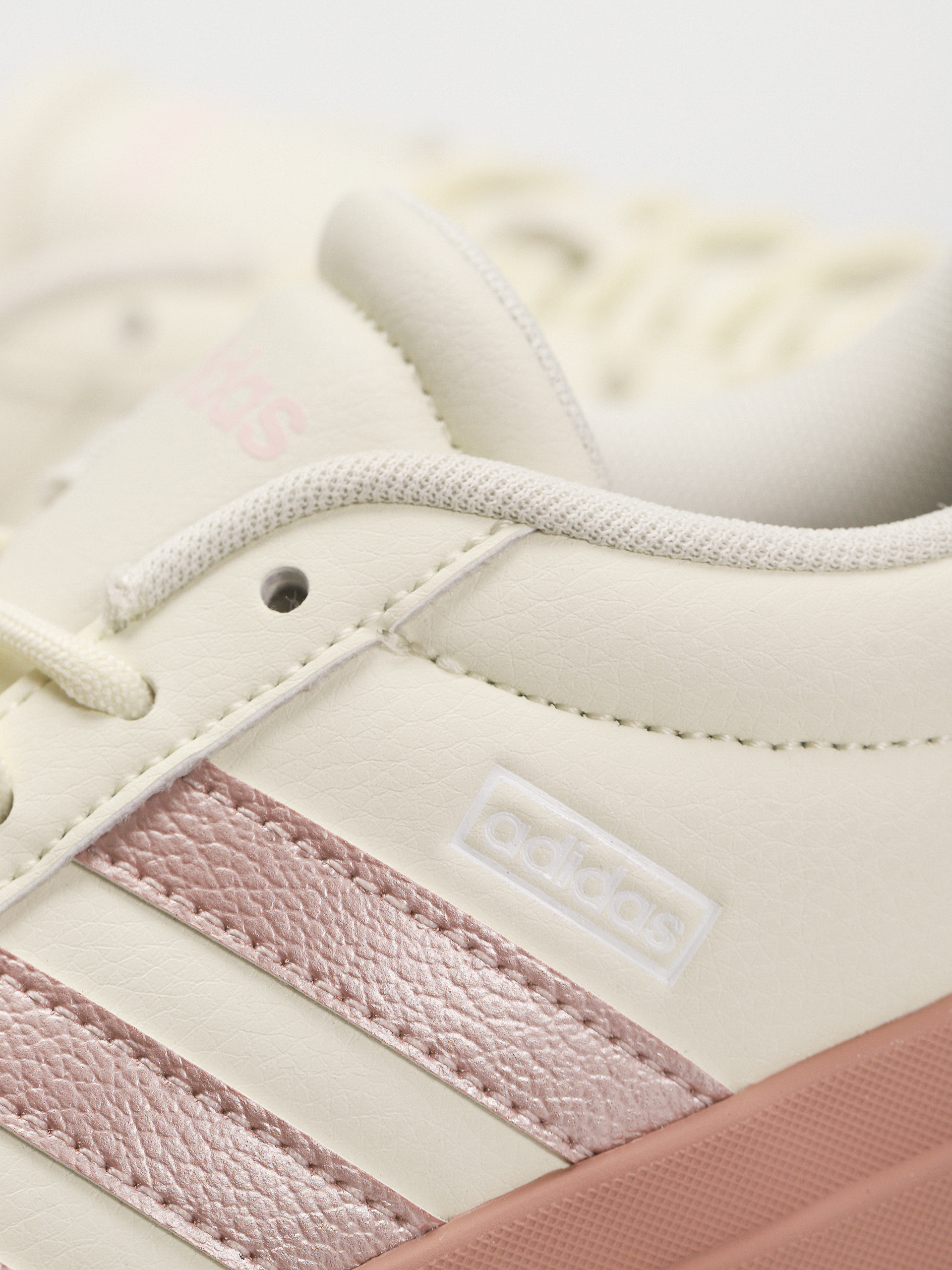 Buty adidas Originals Vl Court Bold Wmn (ivory/sapime/sanpin)