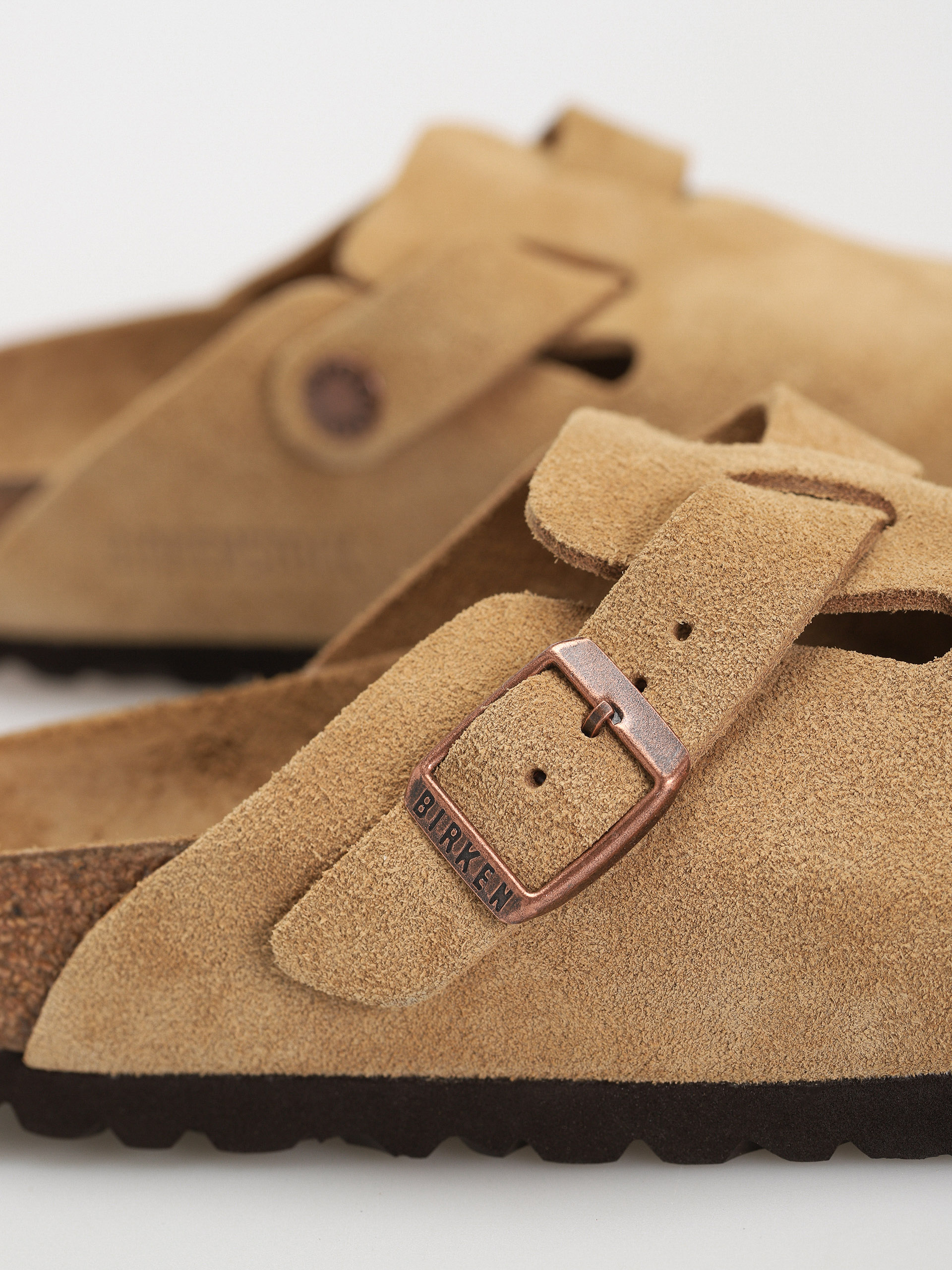 Klapki Birkenstock Boston Suede Leather Narrow Wmn (latte cream)