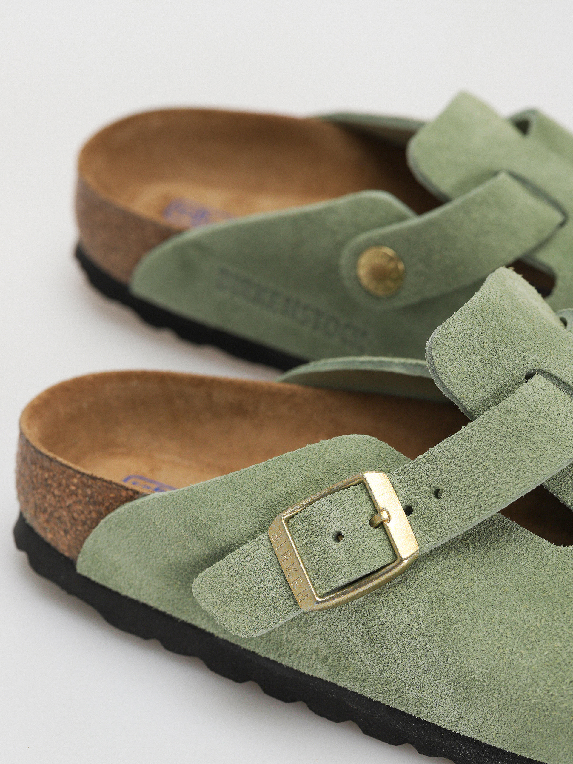 Klapki Birkenstock Boston Soft Footbed Suede Leather Narrow Wmn (green tea)