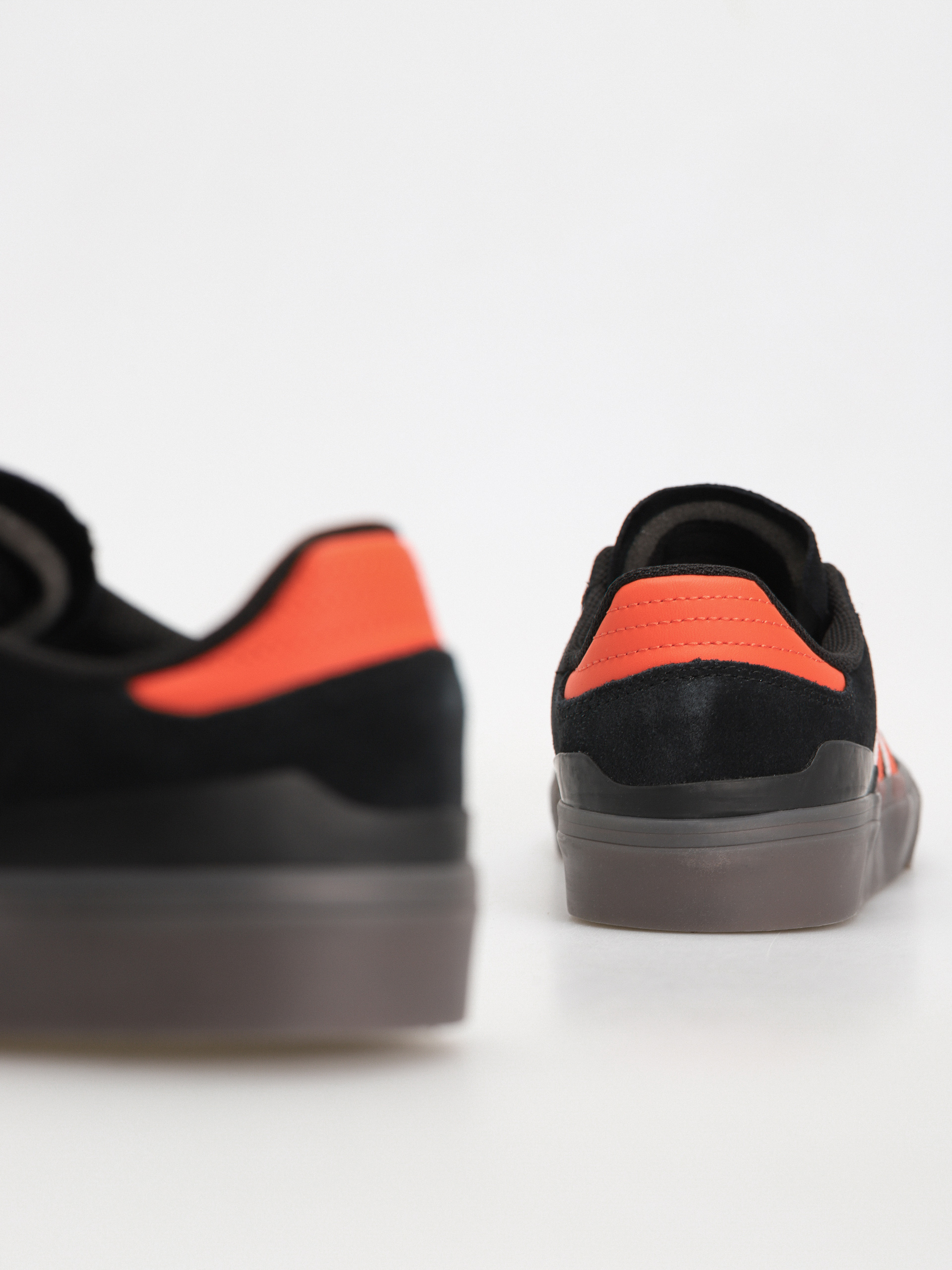 Buty adidas Busenitz Vulc II (cblack/corang/gum5)