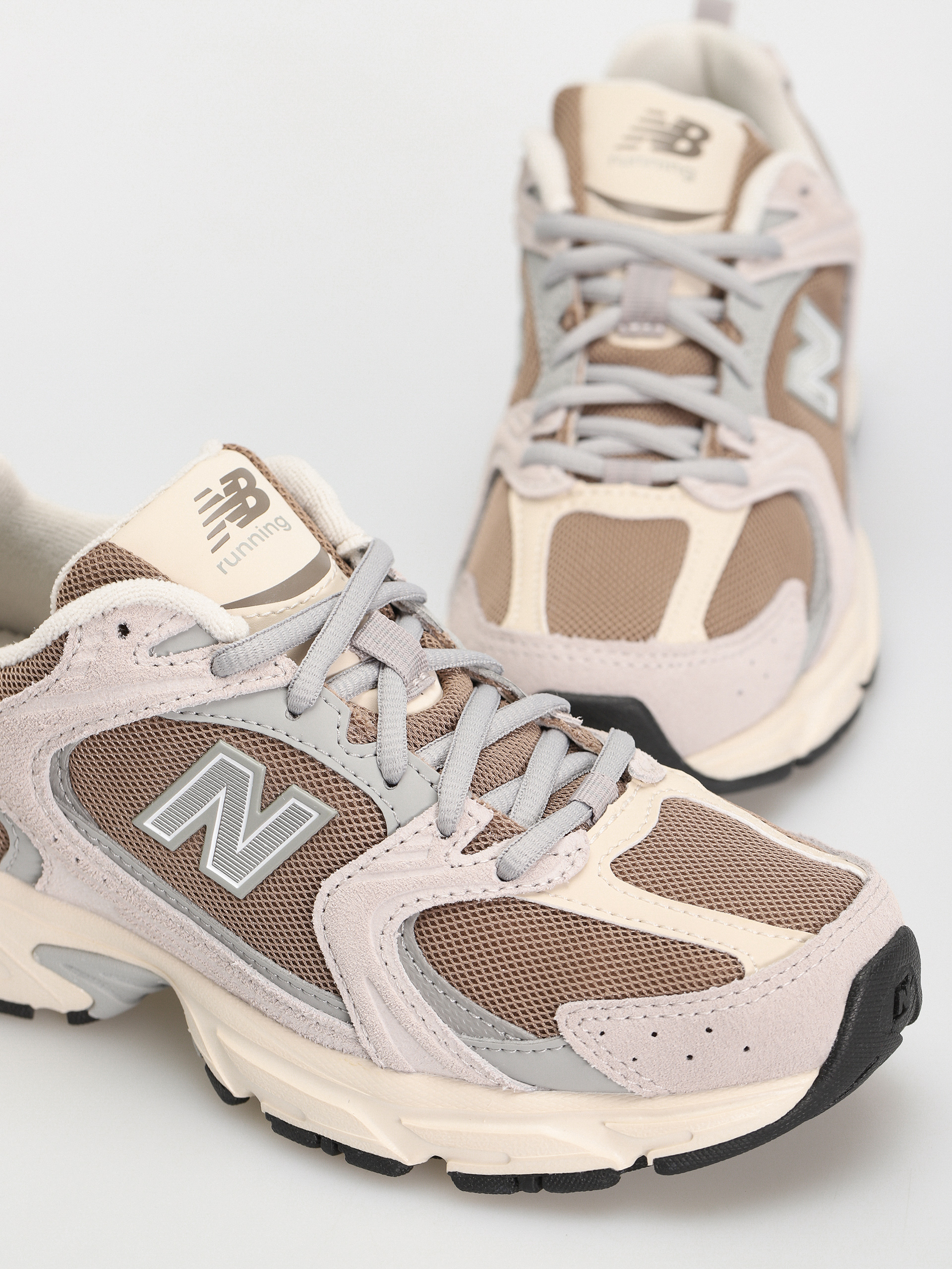 Buty New Balance 530 (moonrock)