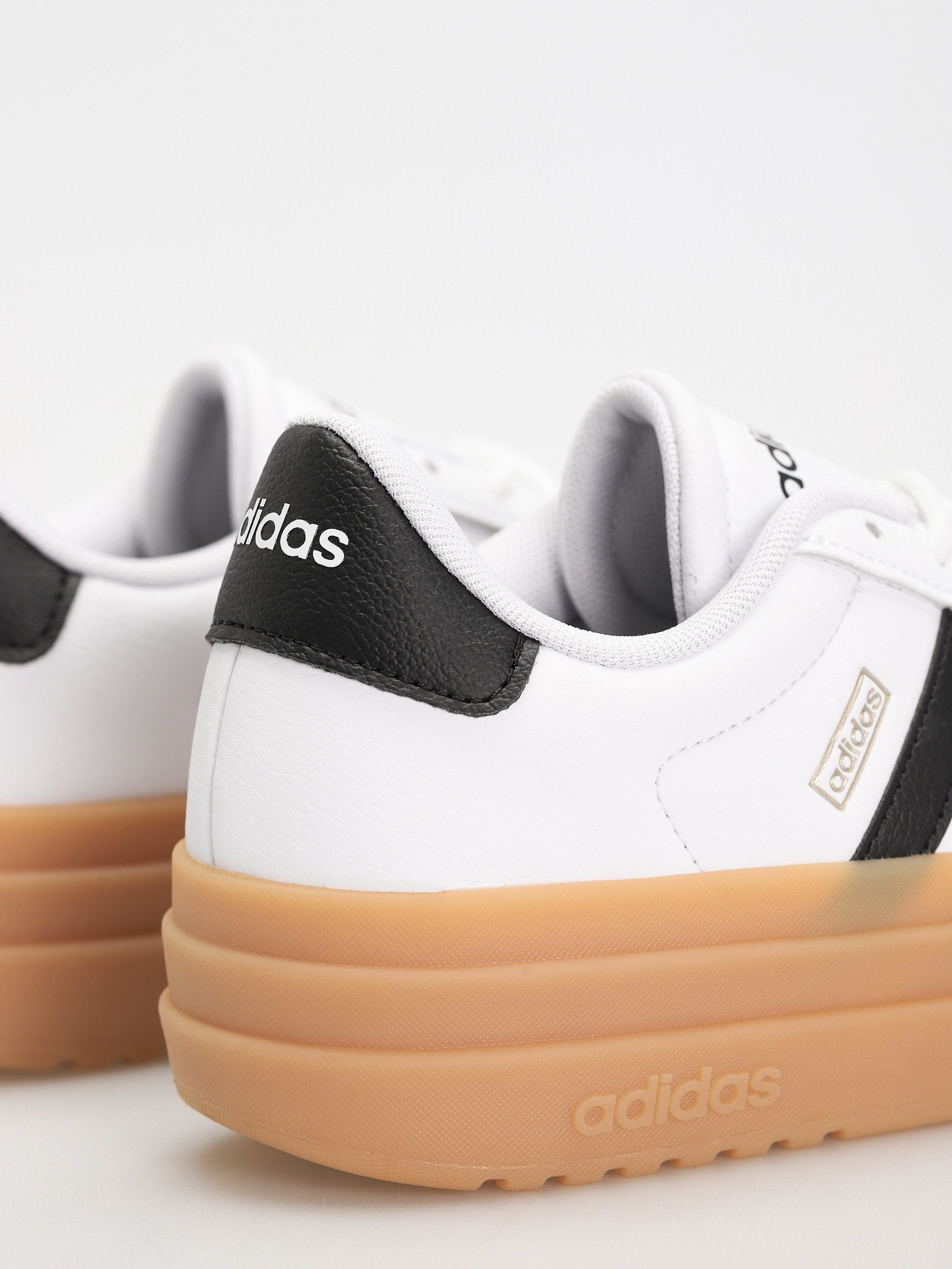 Buty adidas Vl Court Bold Wmn (ftwwht/cblack/wonbei)