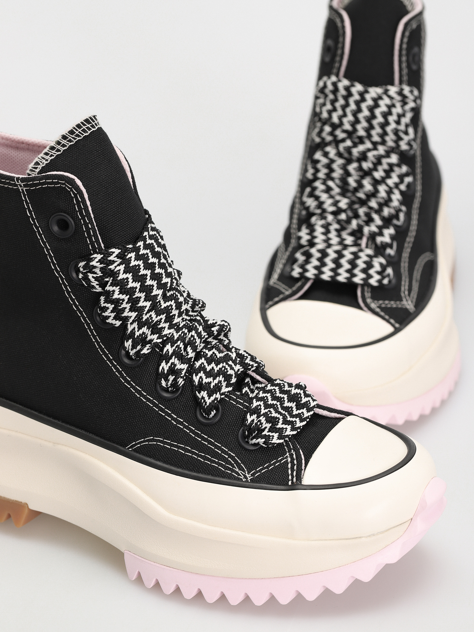 Buty Converse Run Star Hike Hi (black/pink foam/egret)
