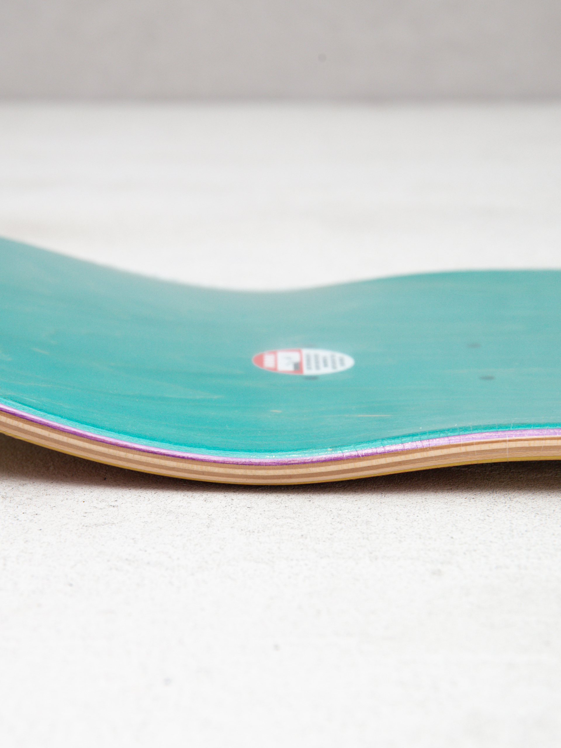 Deck Antihero Daan Desertscape (yellow)