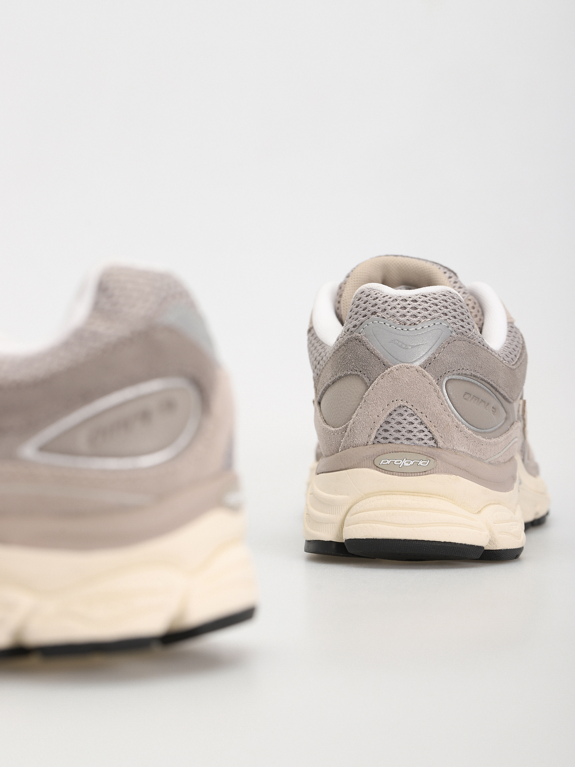 Buty Saucony Progrid Omni 9 (grey)