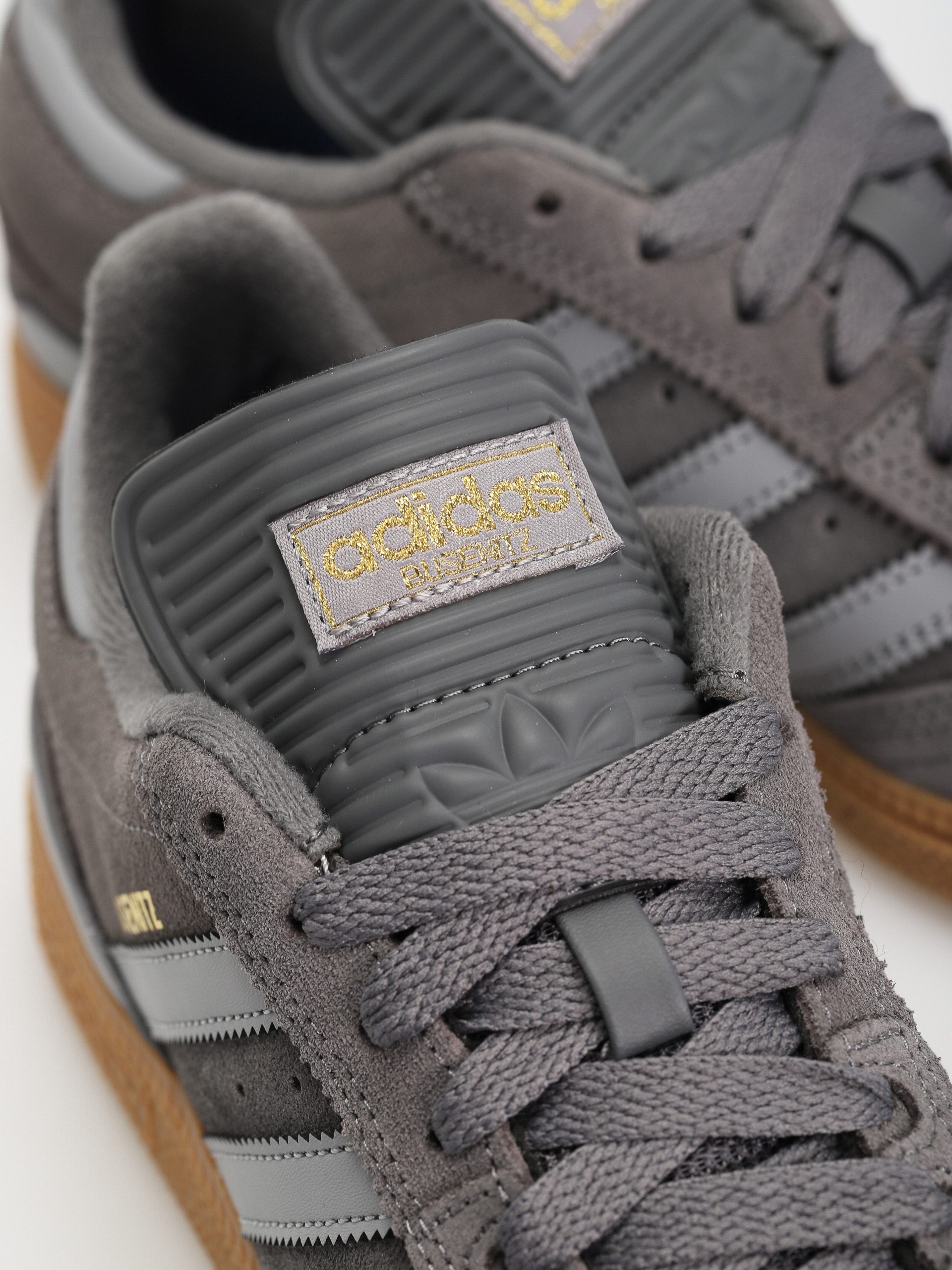 Buty adidas Busenitz (grefiv/grethr/goldmt)