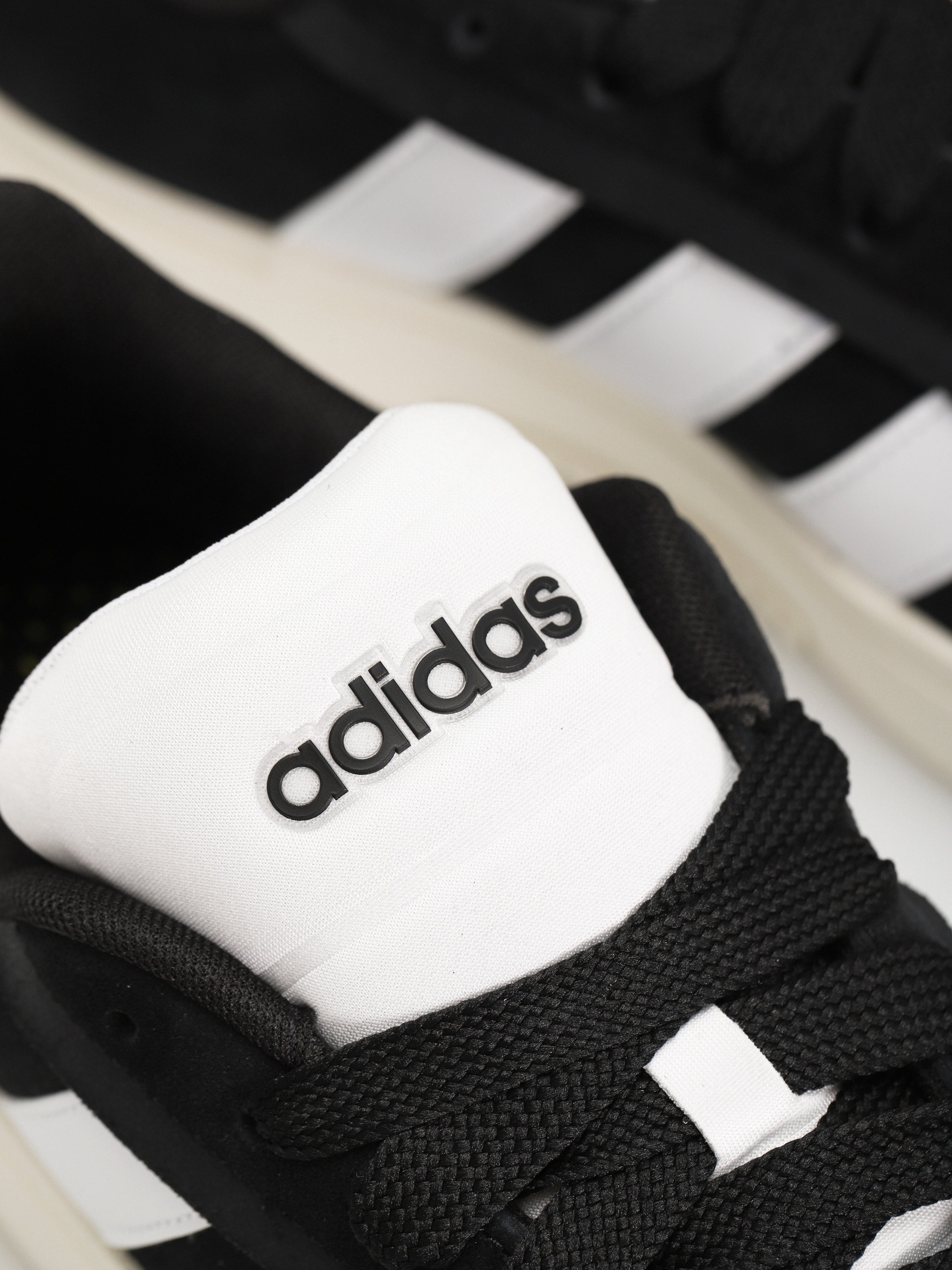 Buty adidas Grand Court Alpha 0 (cblack/ftwwht/owhite)