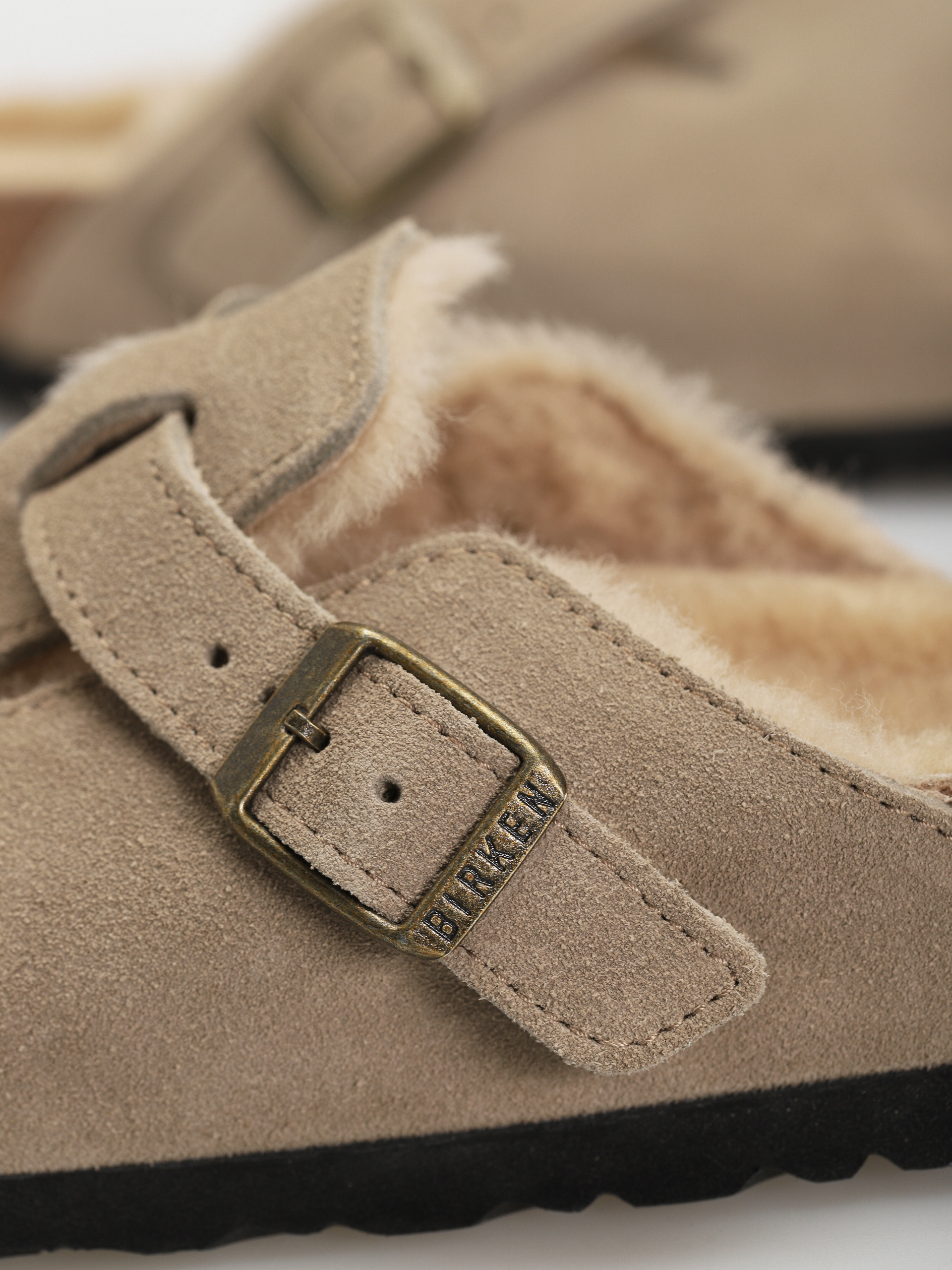 Klapki Birkenstock Boston Shearling Suede Leather Fur Narrow Wmn (taupe)