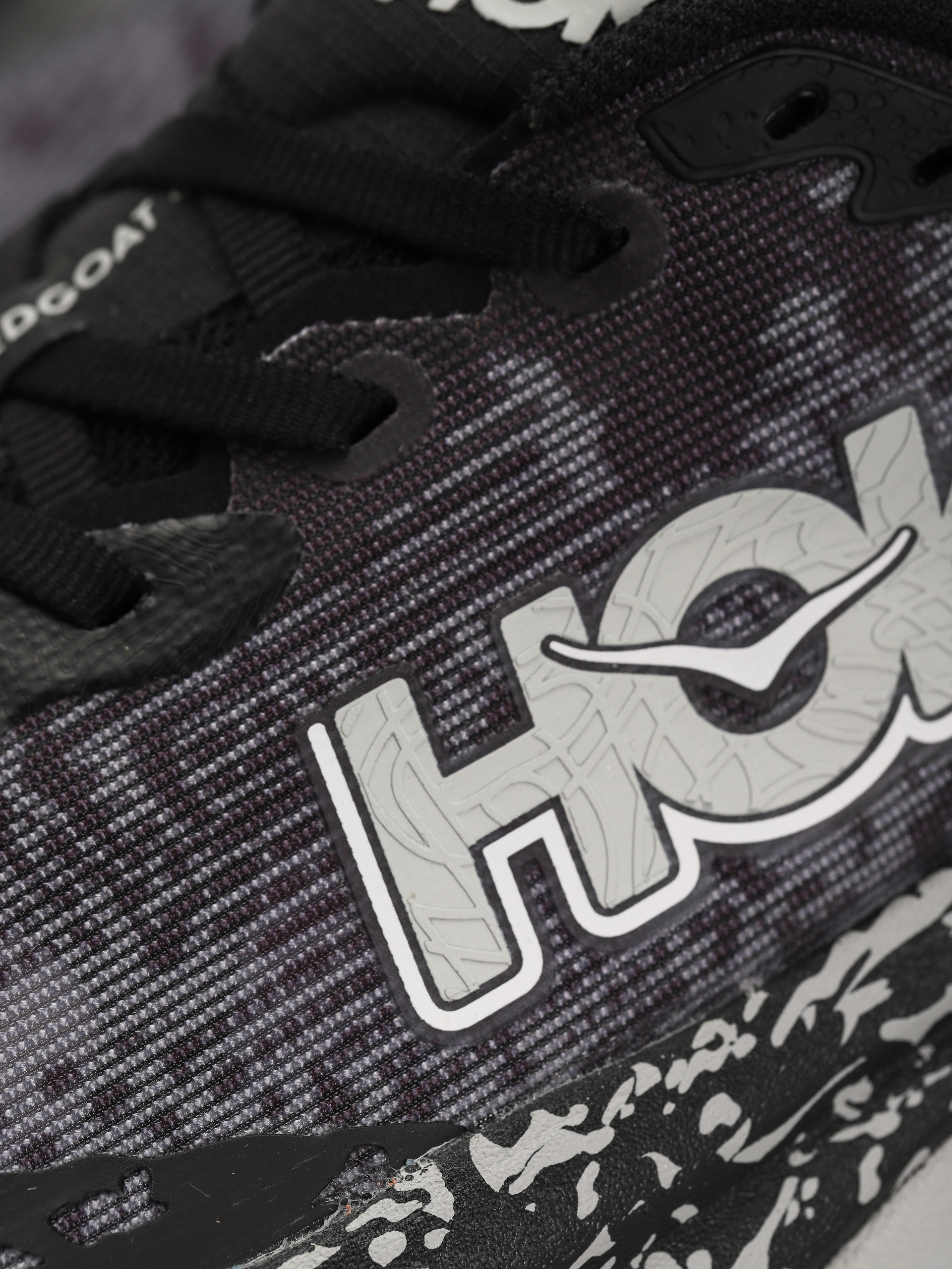 Buty Hoka Speedgoat 6 (black/stardust)