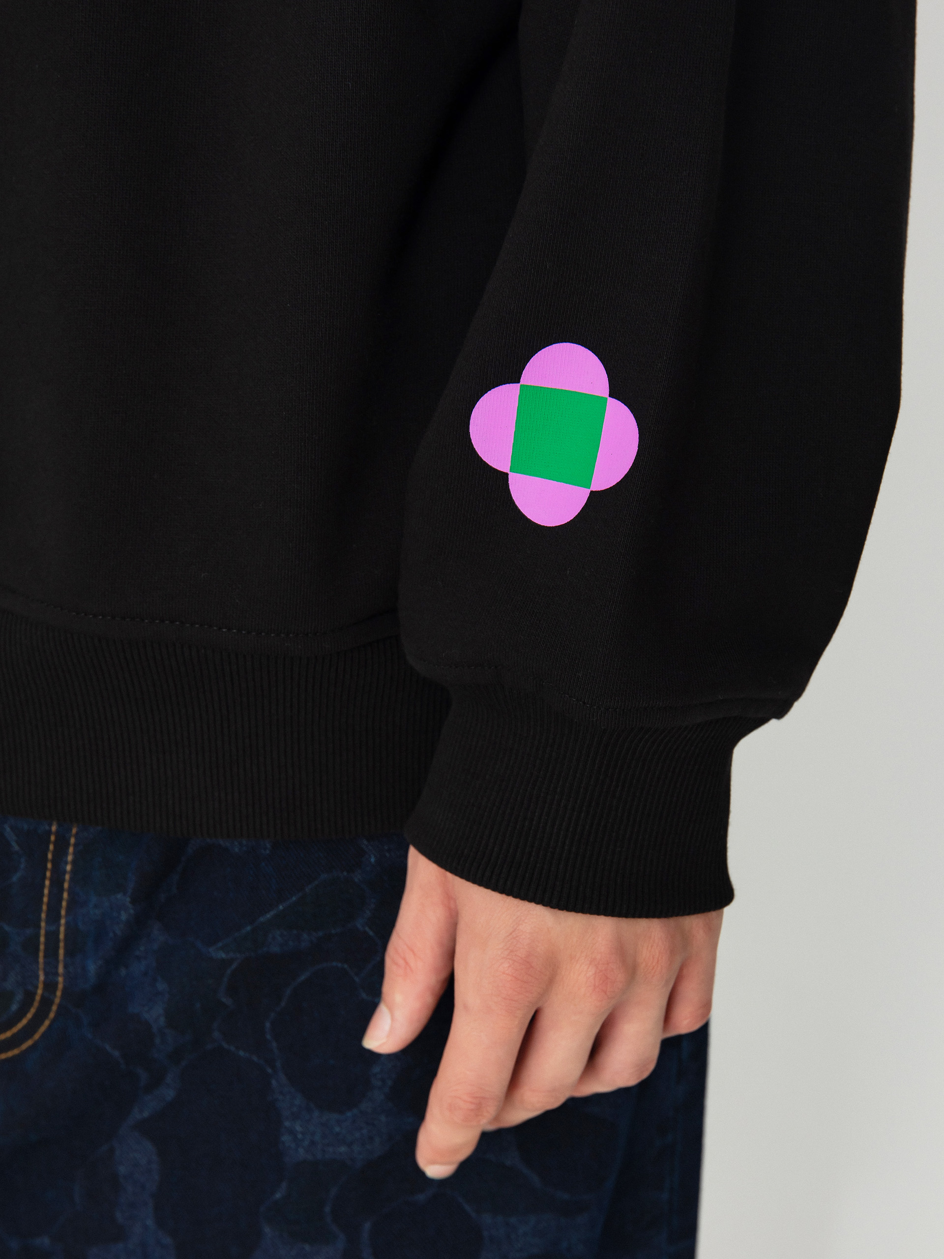 Bluza The North Face X Yinka Ilori Graphic (tnf black)