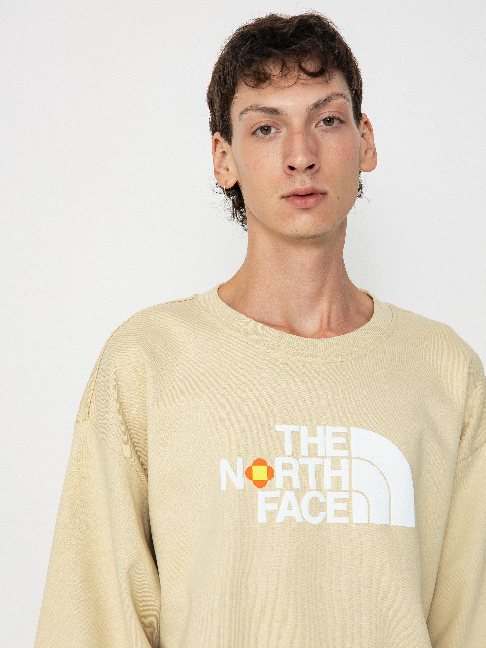 Bluza The North Face X Yinka Ilori Crew (gravel)