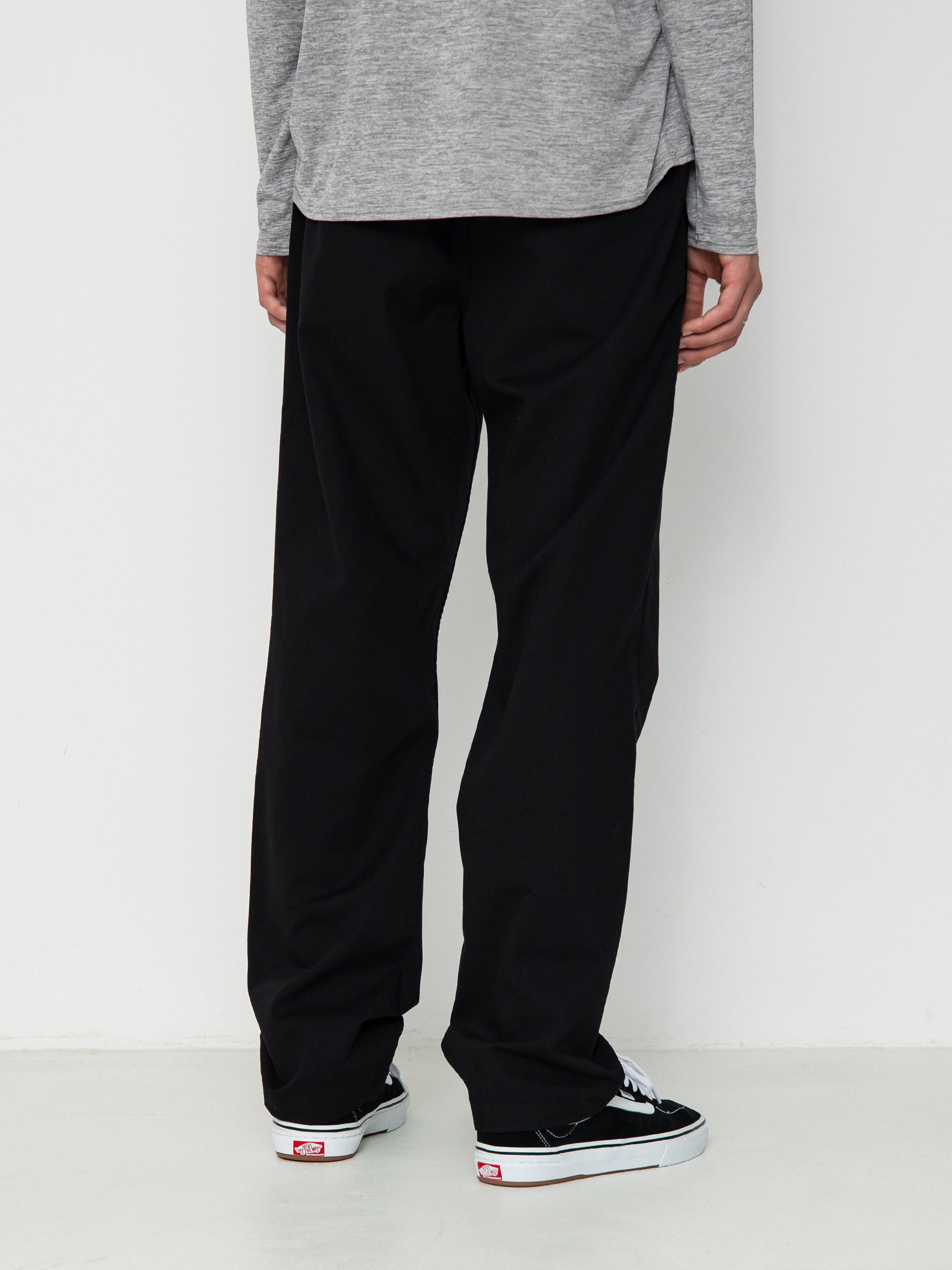 Spodnie Vans Authentic Chino Relaxed (black)