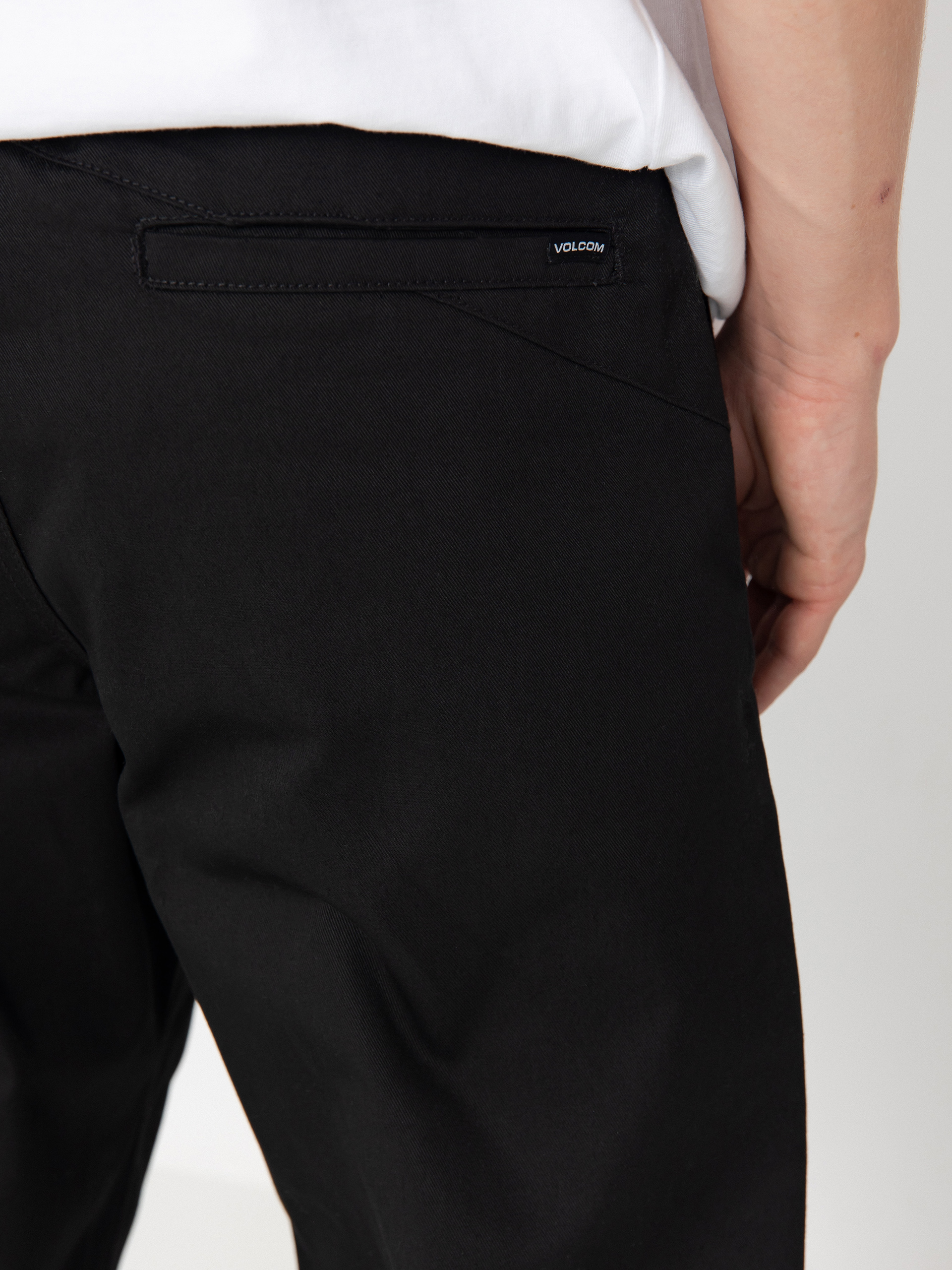 Spodnie Volcom Frickin Skate Chino (black)