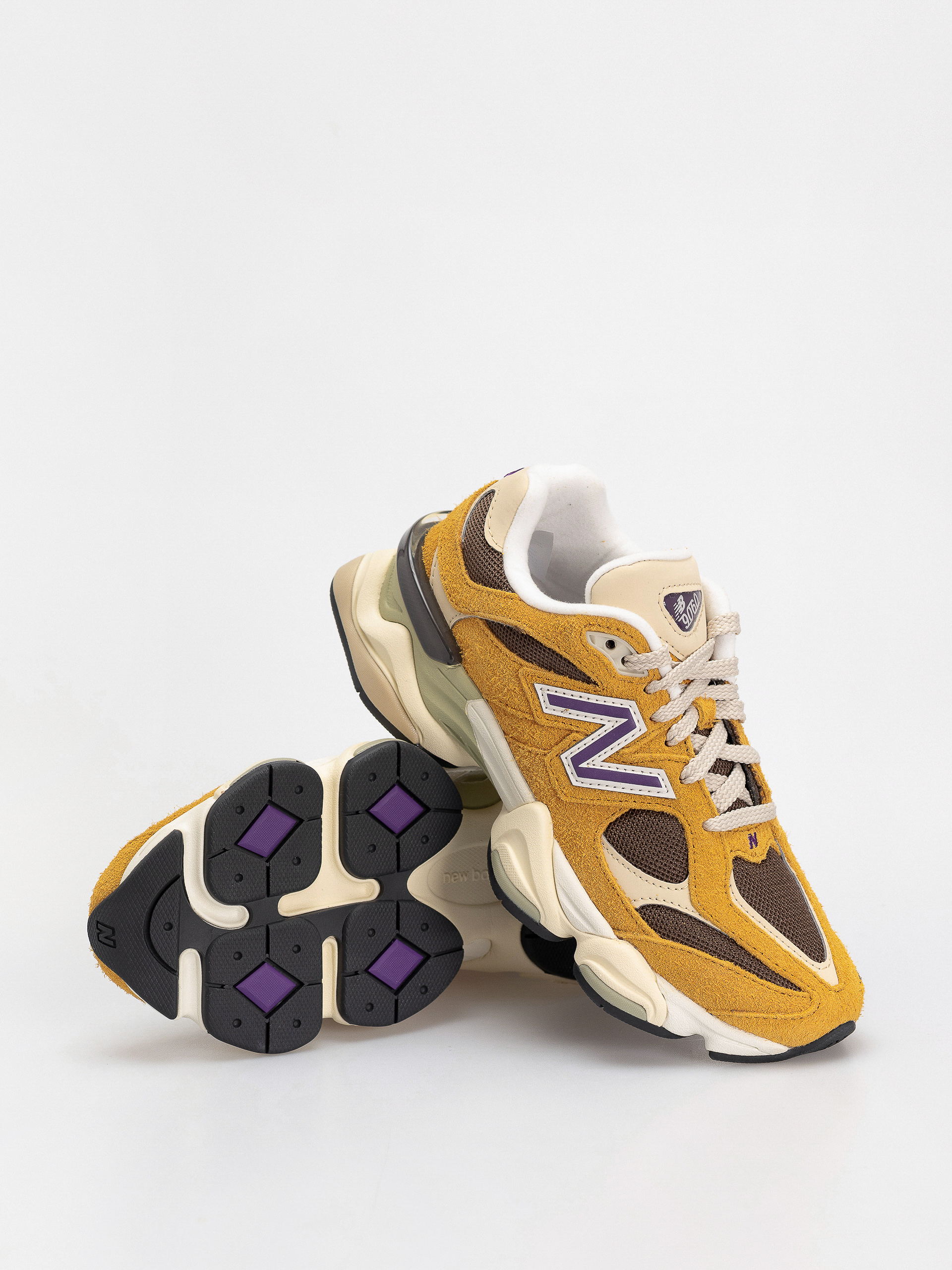 Buty New Balance 9060 (butterscotch)