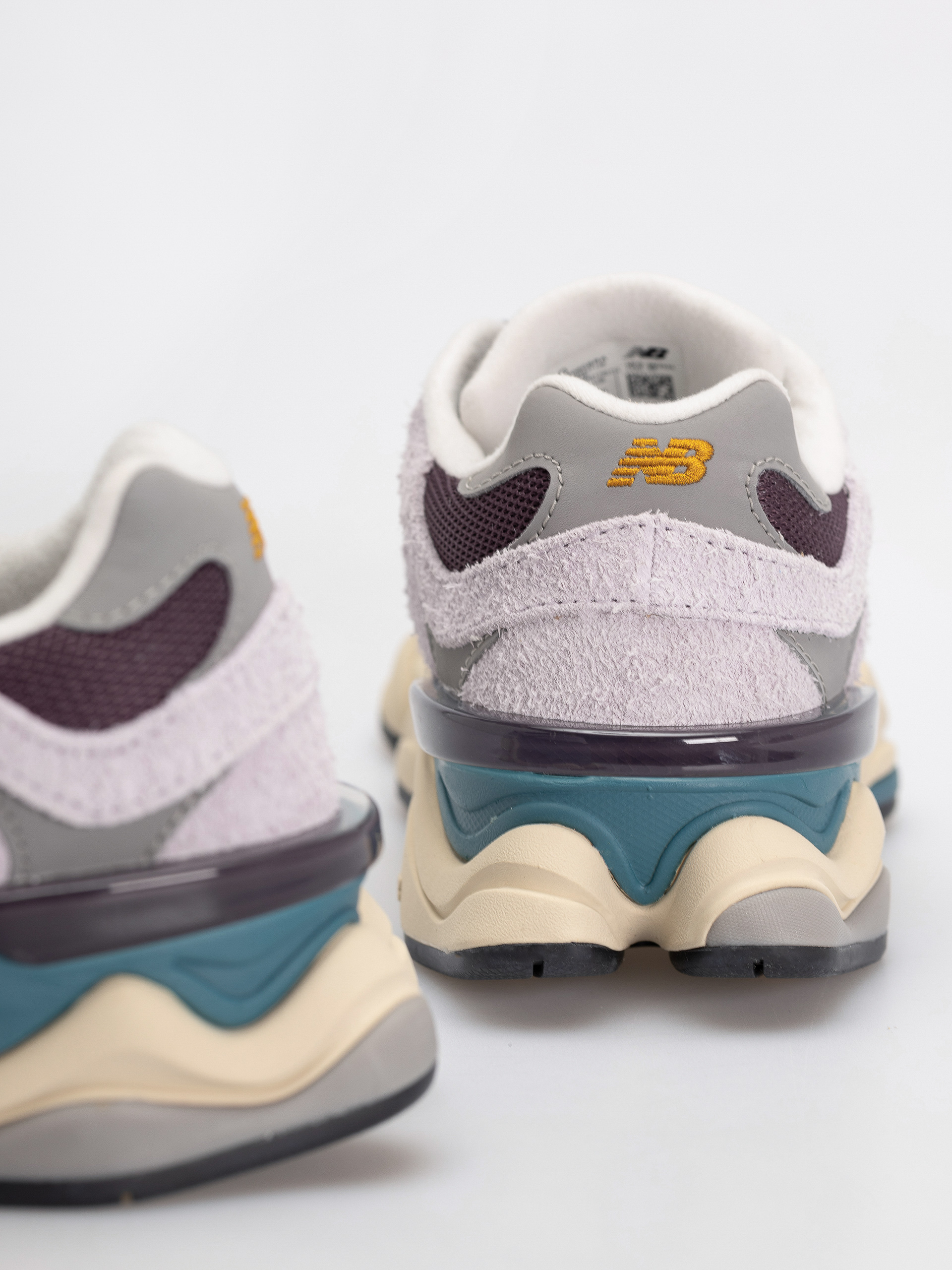 Buty New Balance 9060 (purple)