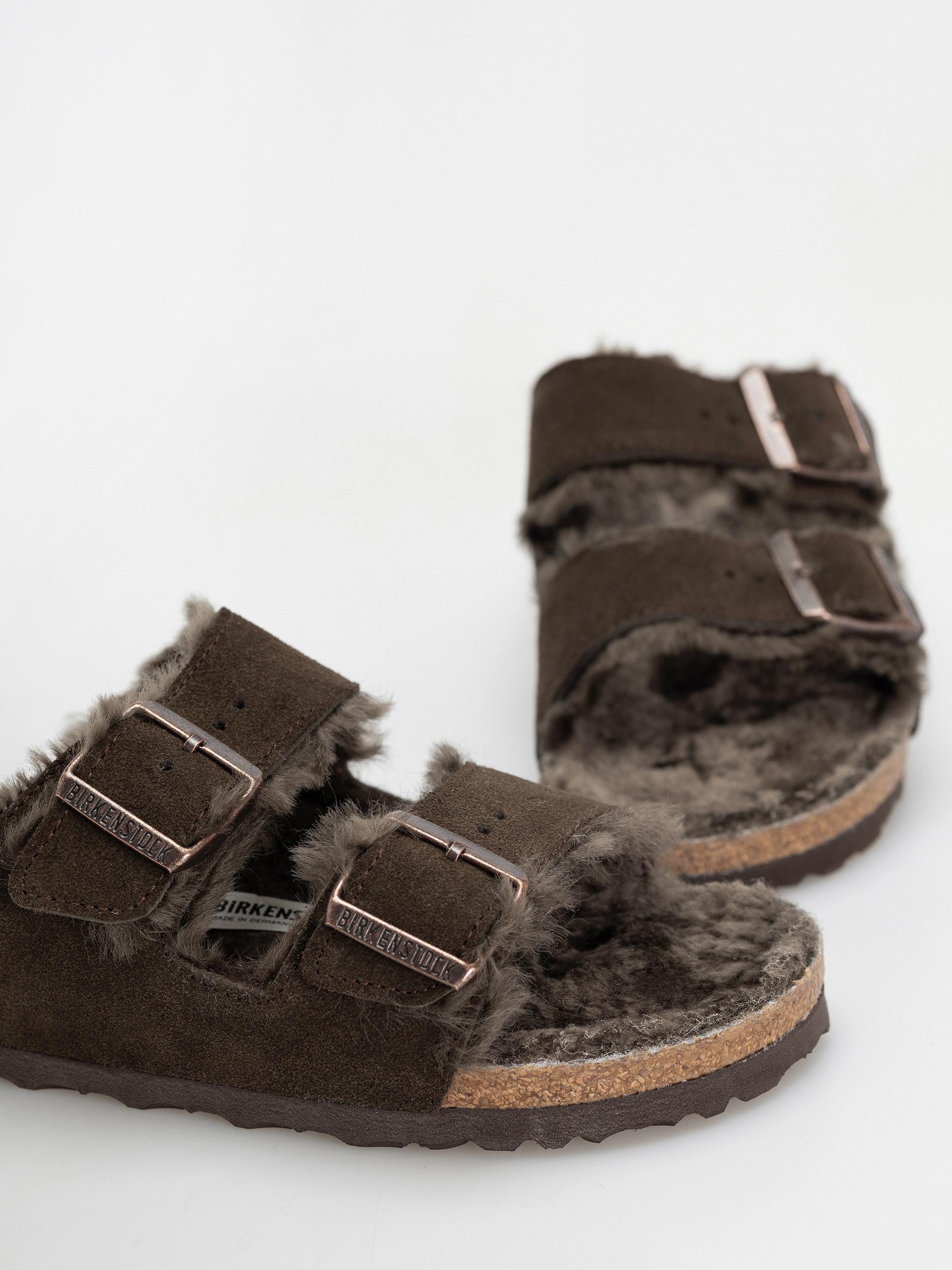 Klapki Birkenstock Arizona Shearling Suede Leather Fur Narrow Wmn (mocha)