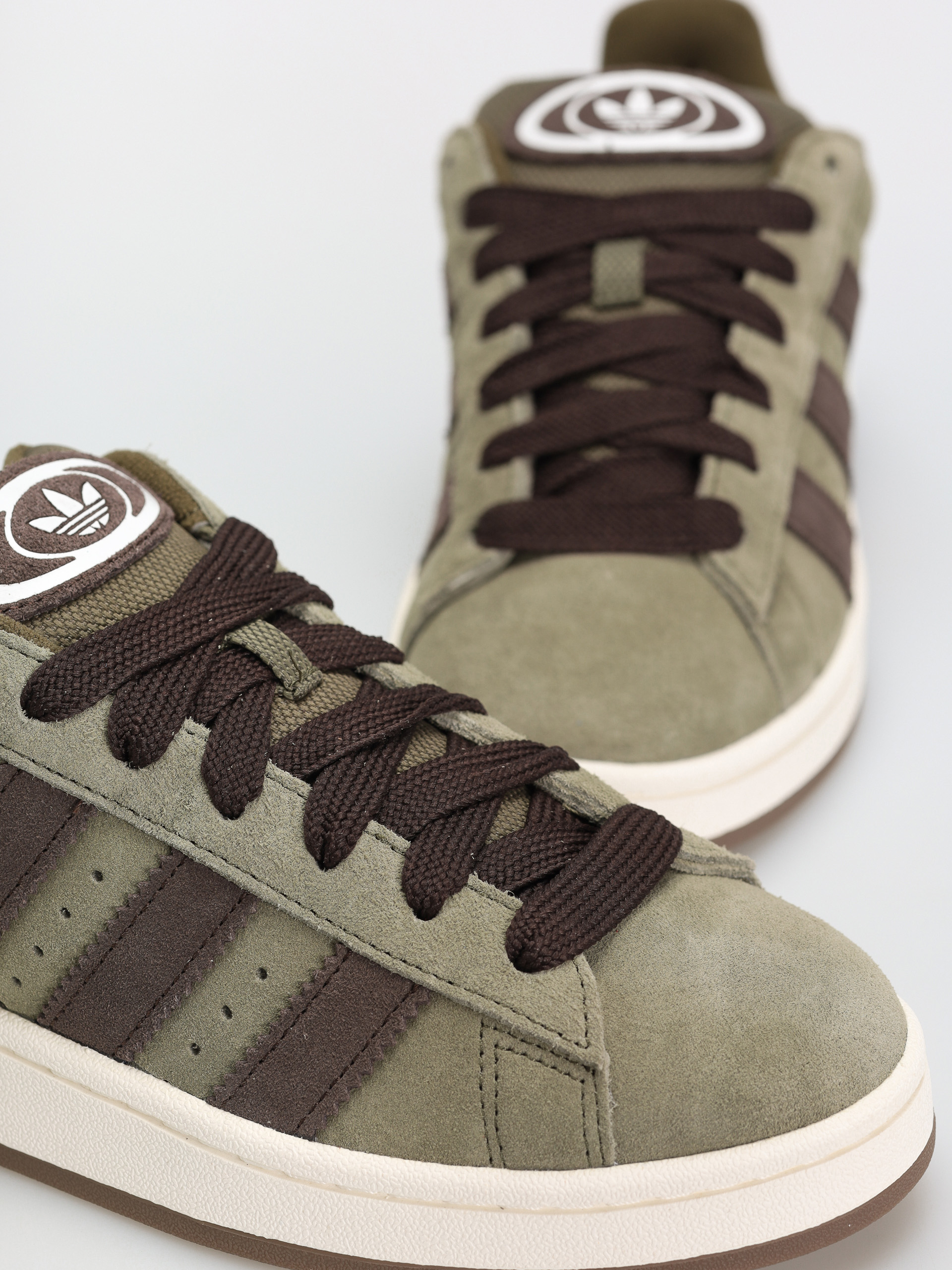 Buty adidas Campus 00s (olistr/dbrown/ftwwht)