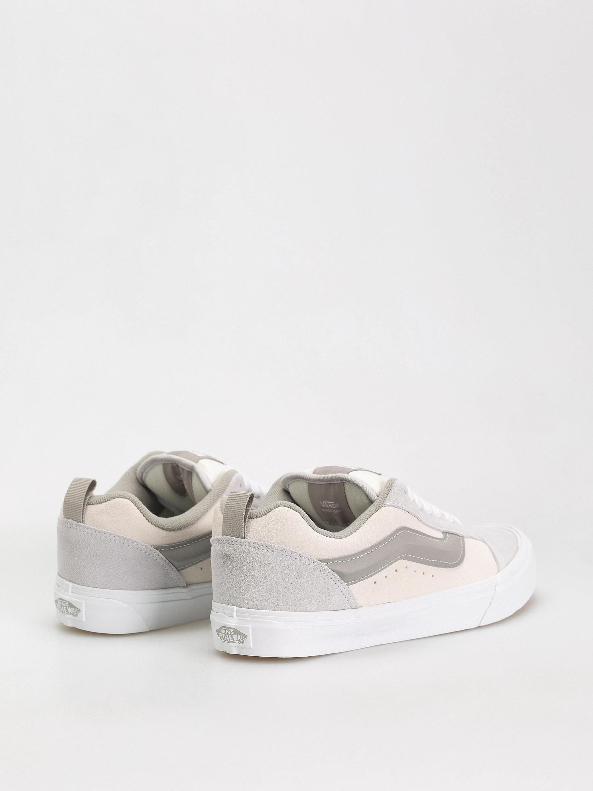 Buty Vans Knu Skool (tri-tone block light gray)