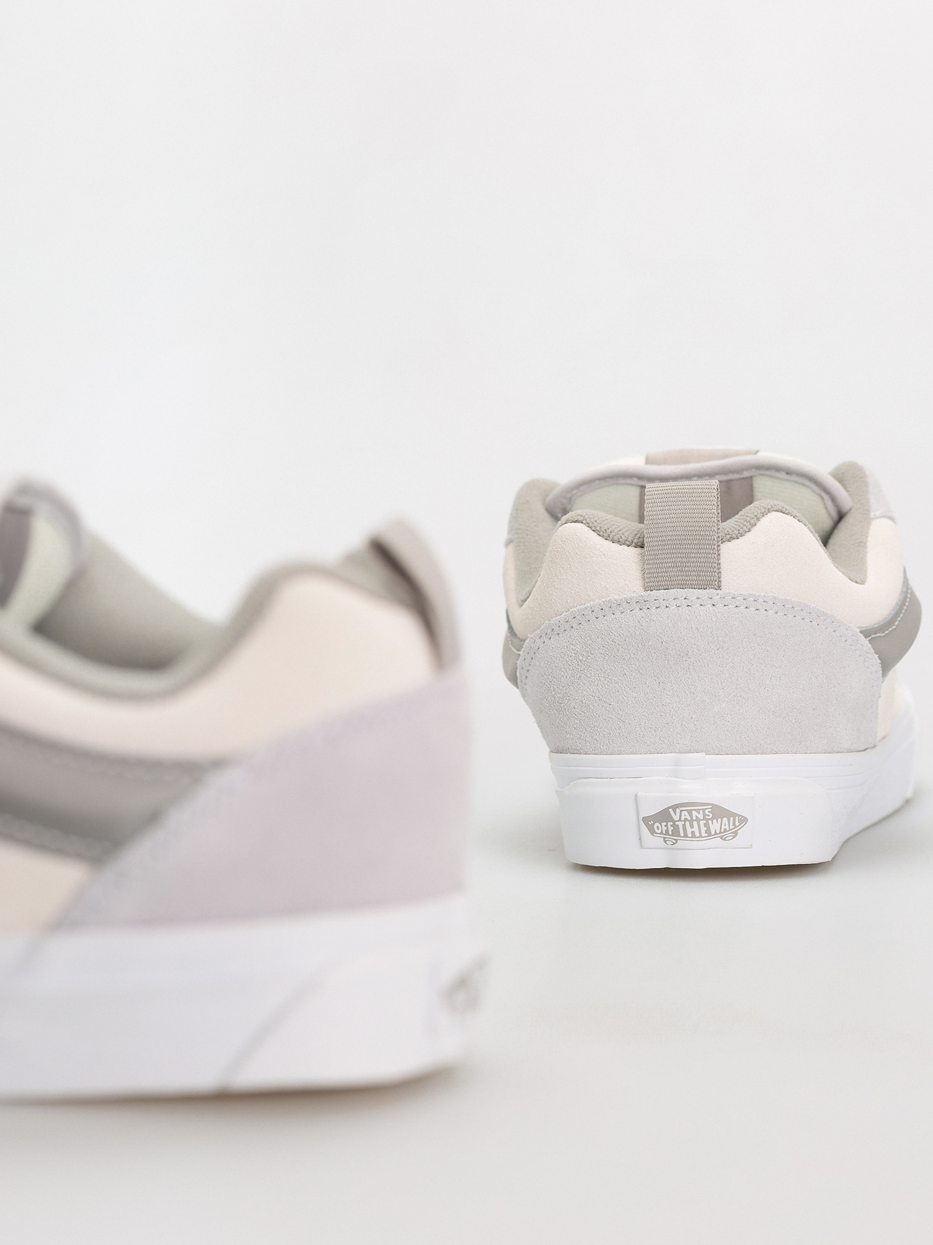 Buty Vans Knu Skool (tri-tone block light gray)