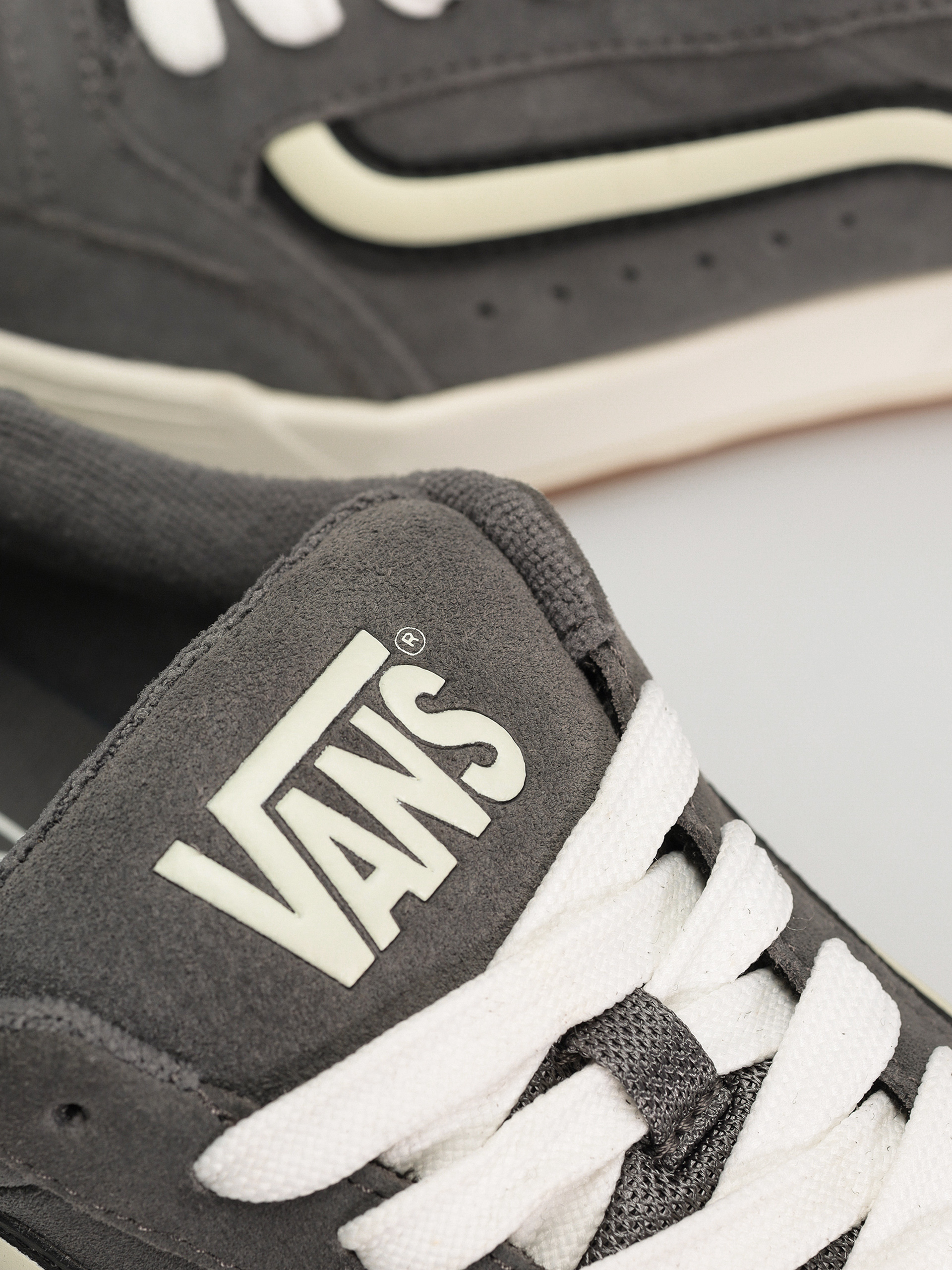 Buty Vans Hylane (pewter/black)