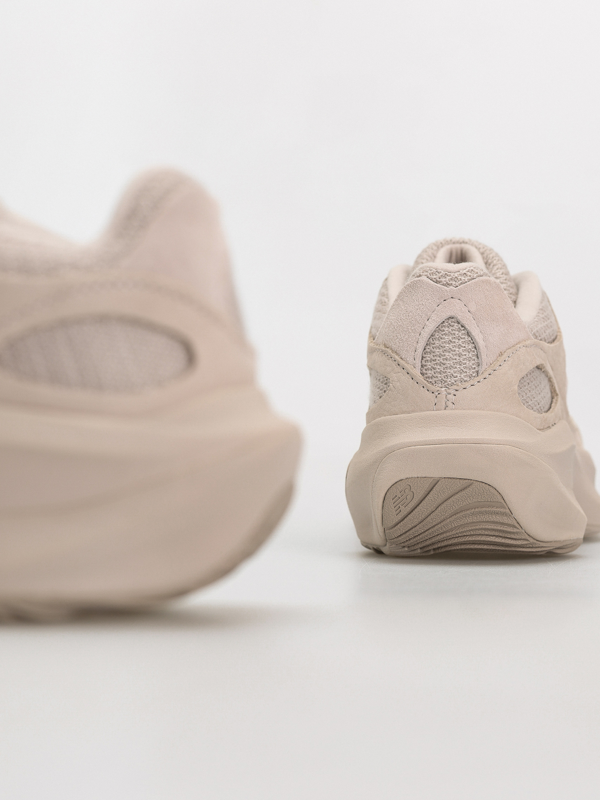 Buty New Balance WRPD (moonrock)