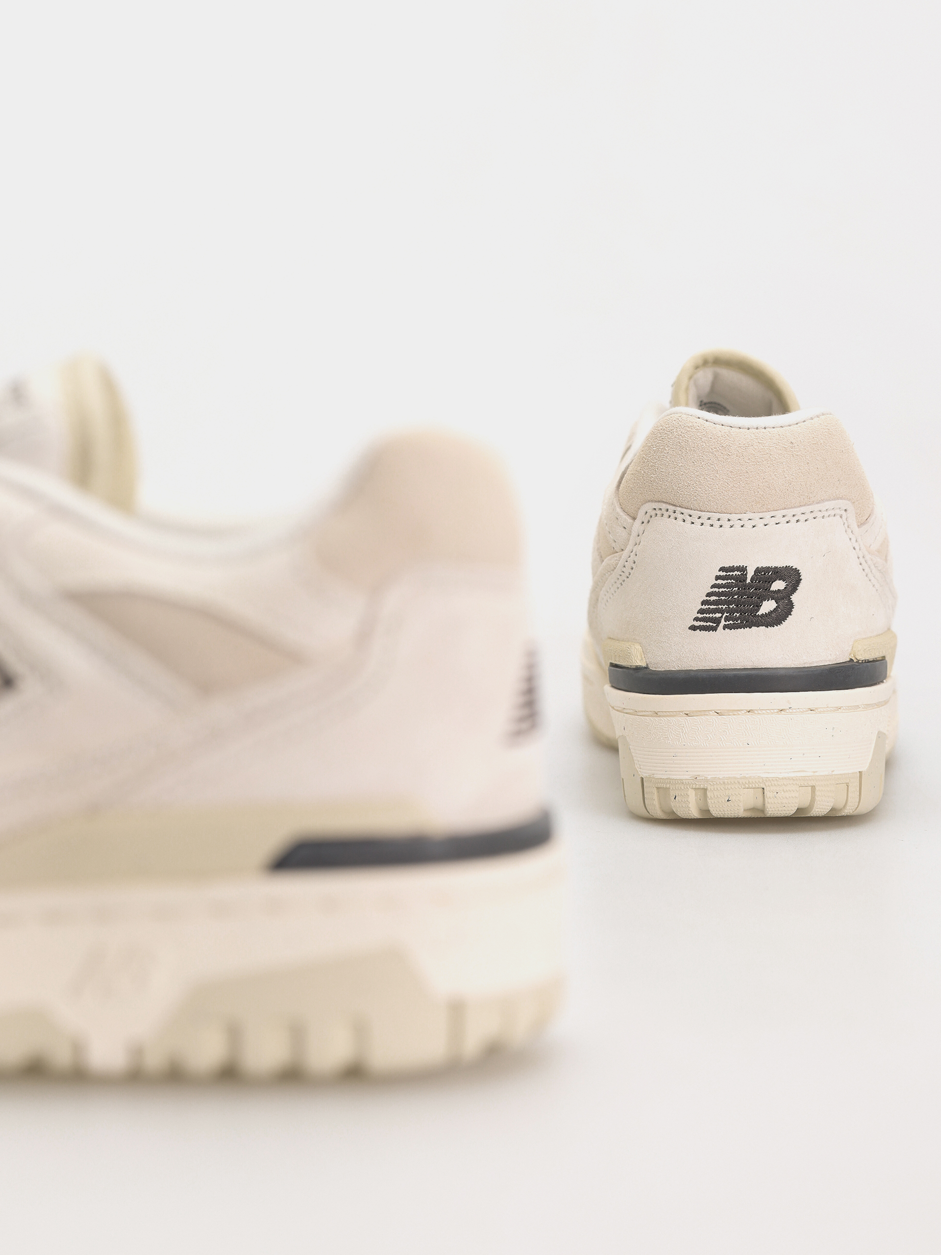 Buty New Balance 550 Wmn (turtledove)