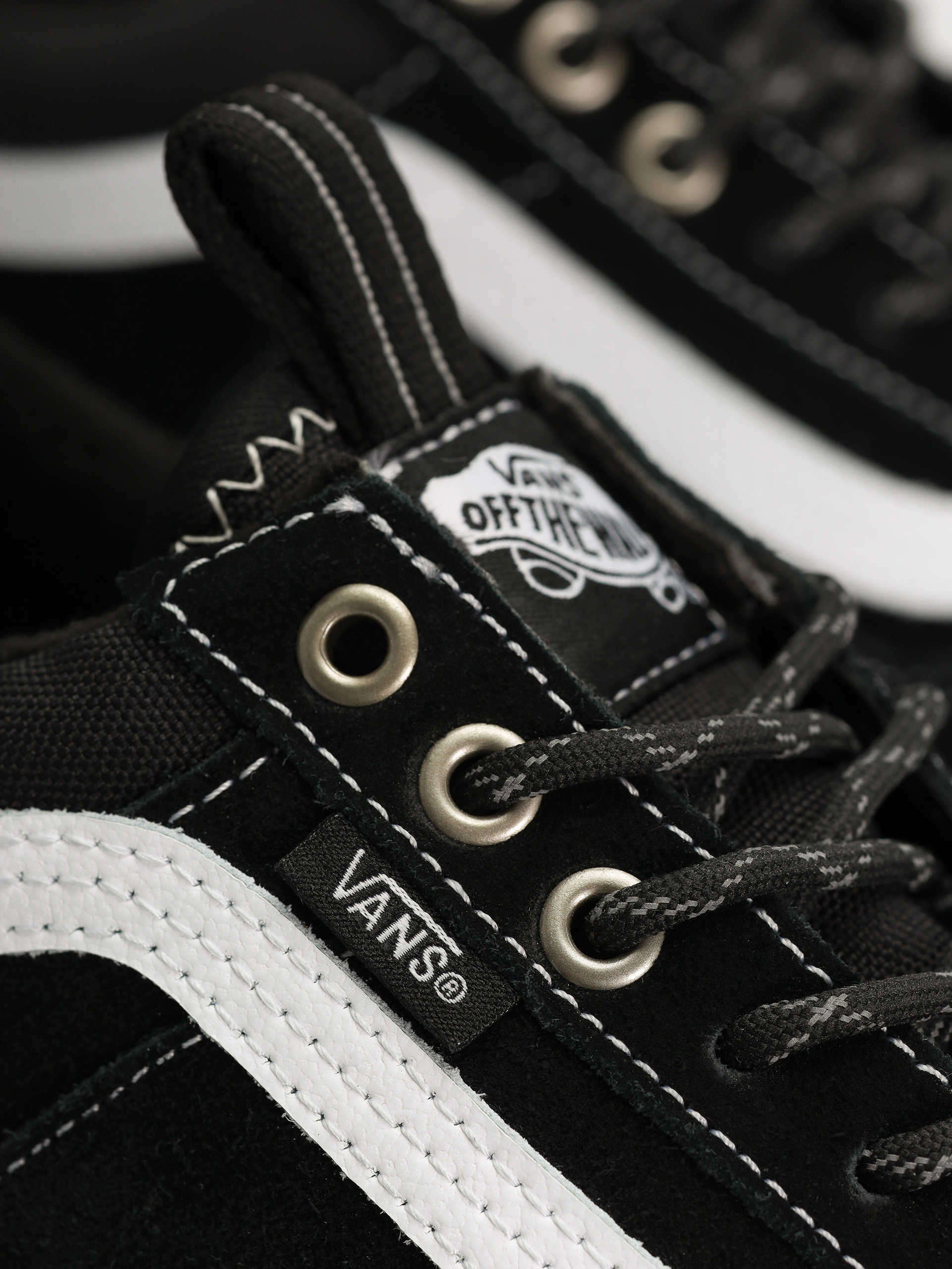 Buty Vans Old Skool Waterproof MTE (black/white)