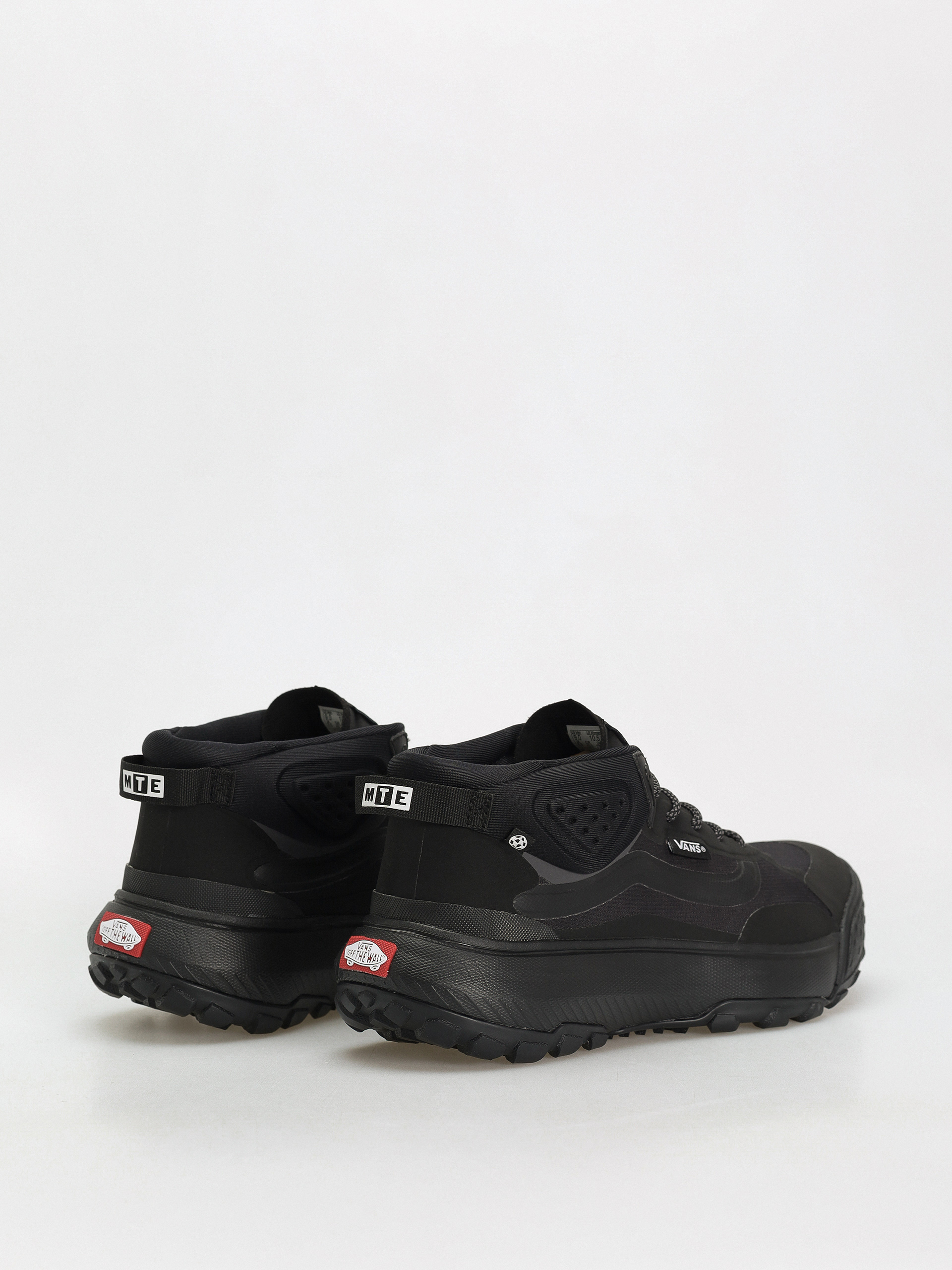 Buty Vans Crosspath Mid MTE (black/black)