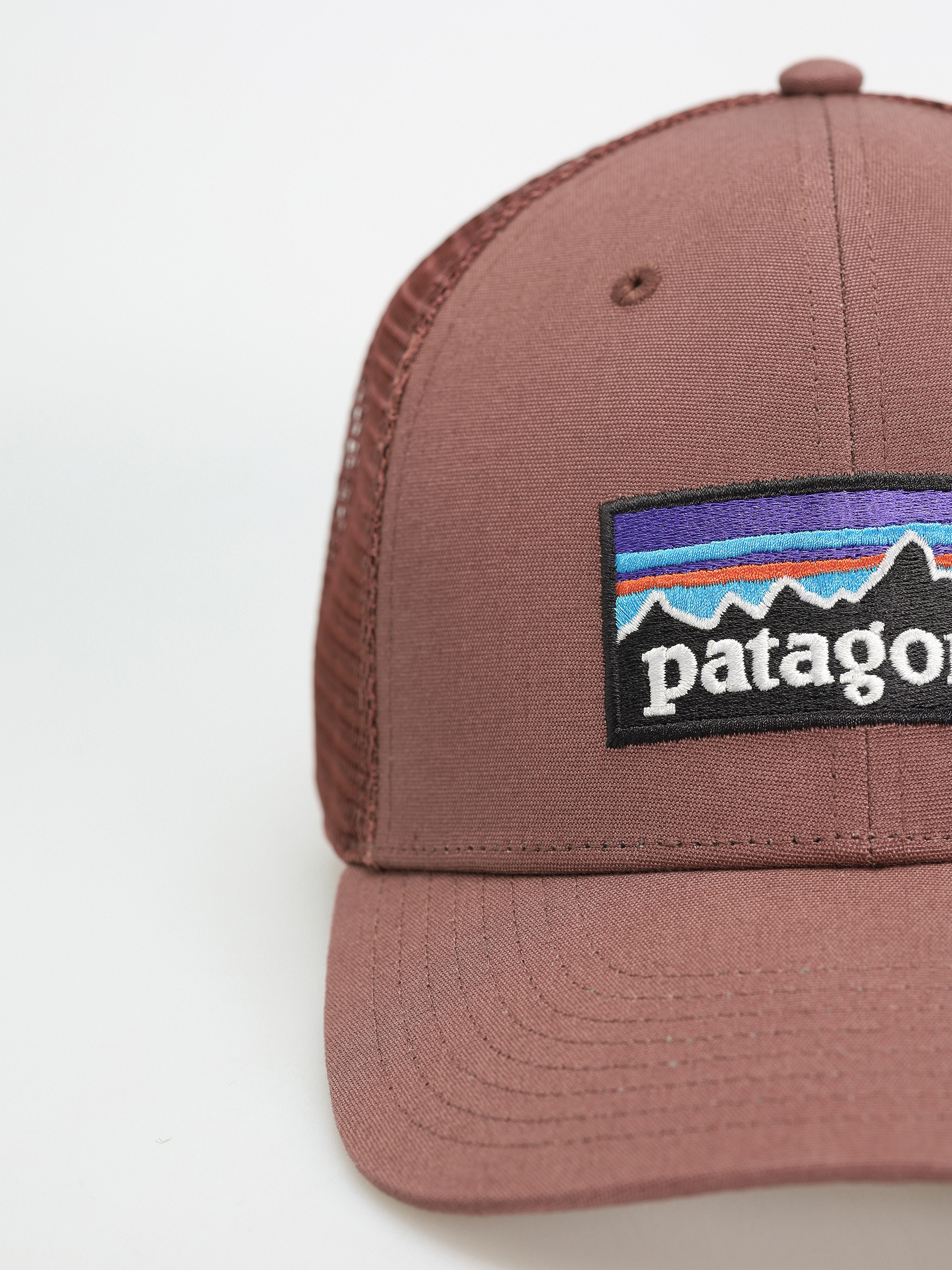 Czapka z daszkiem Patagonia P 6 Logo LoPro Trucker (dulse mauve)
