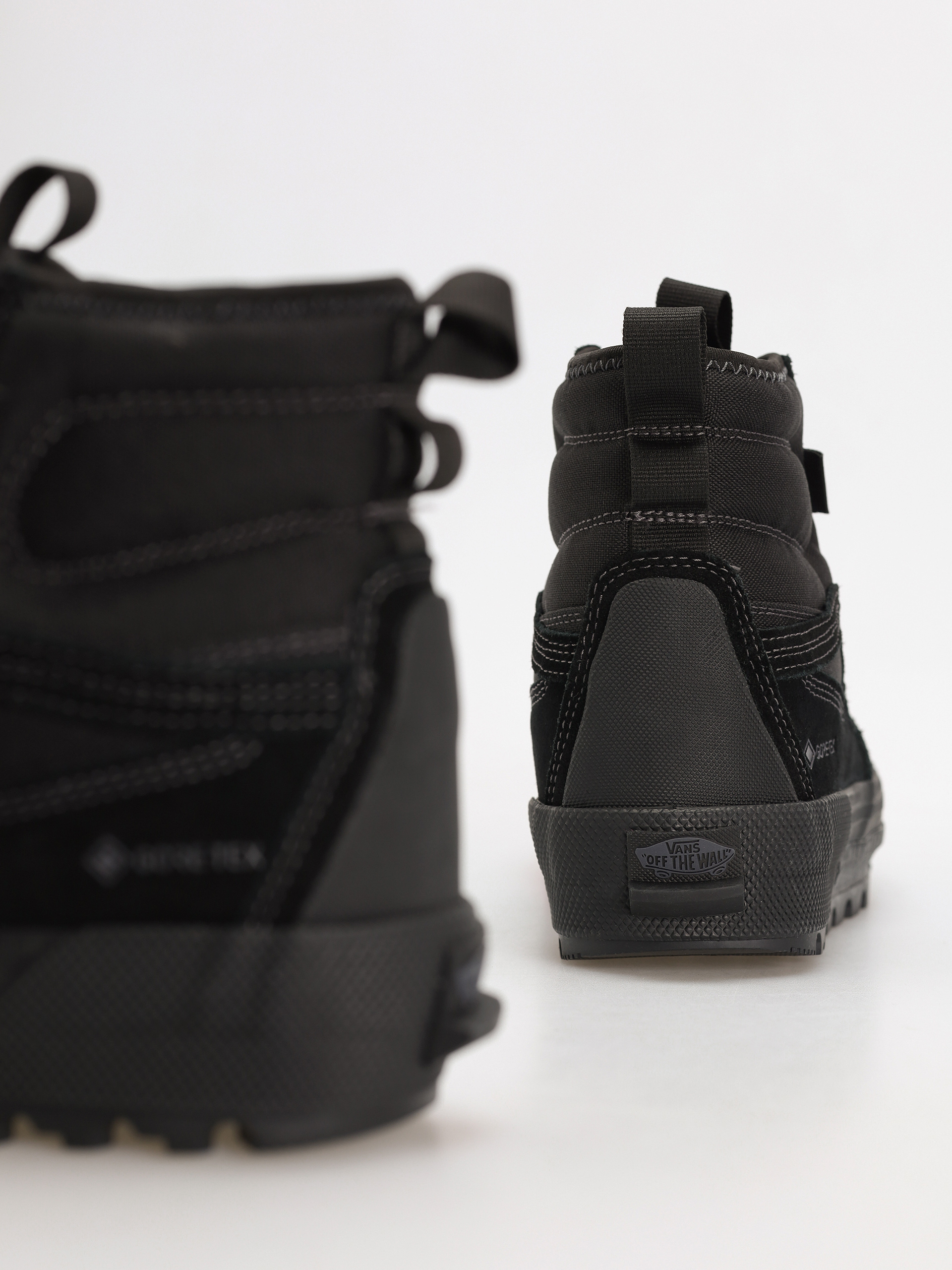 Buty Vans Sk8 Hi Gore Tex MTE (blackout)