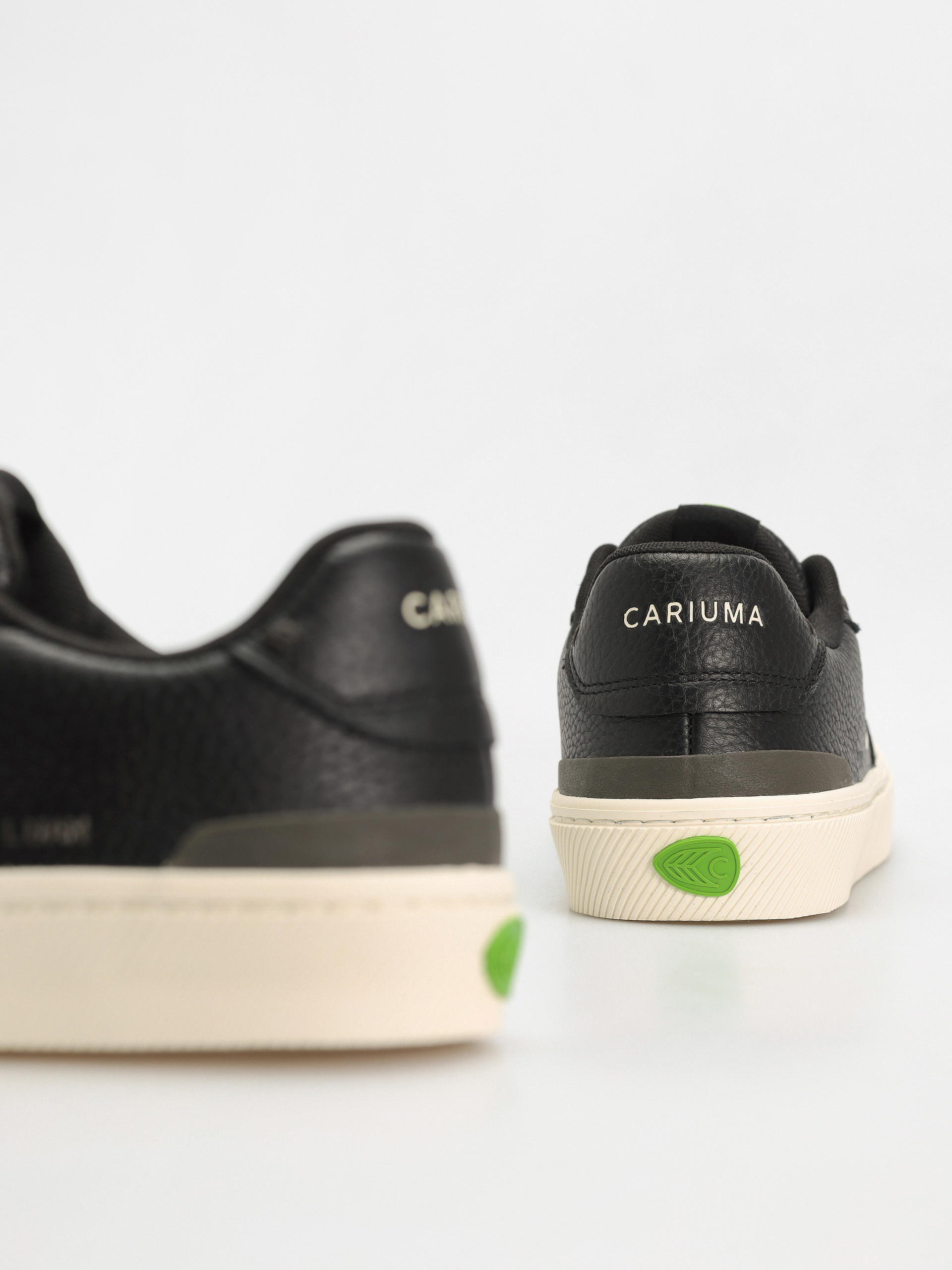 Buty Cariuma Luan Pro (black/ivory)