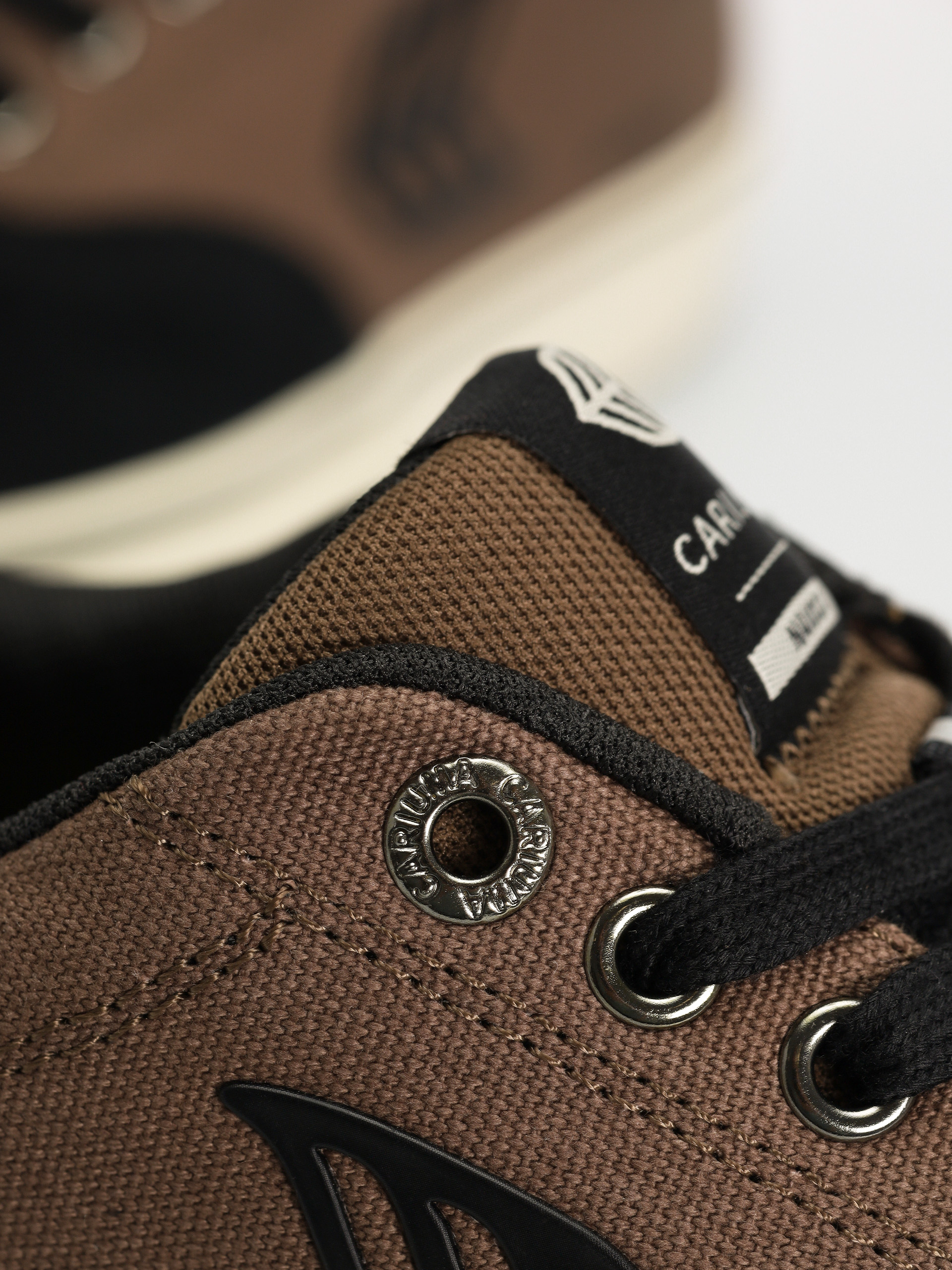 Buty Cariuma Naioca Pro (black/dark khaki)