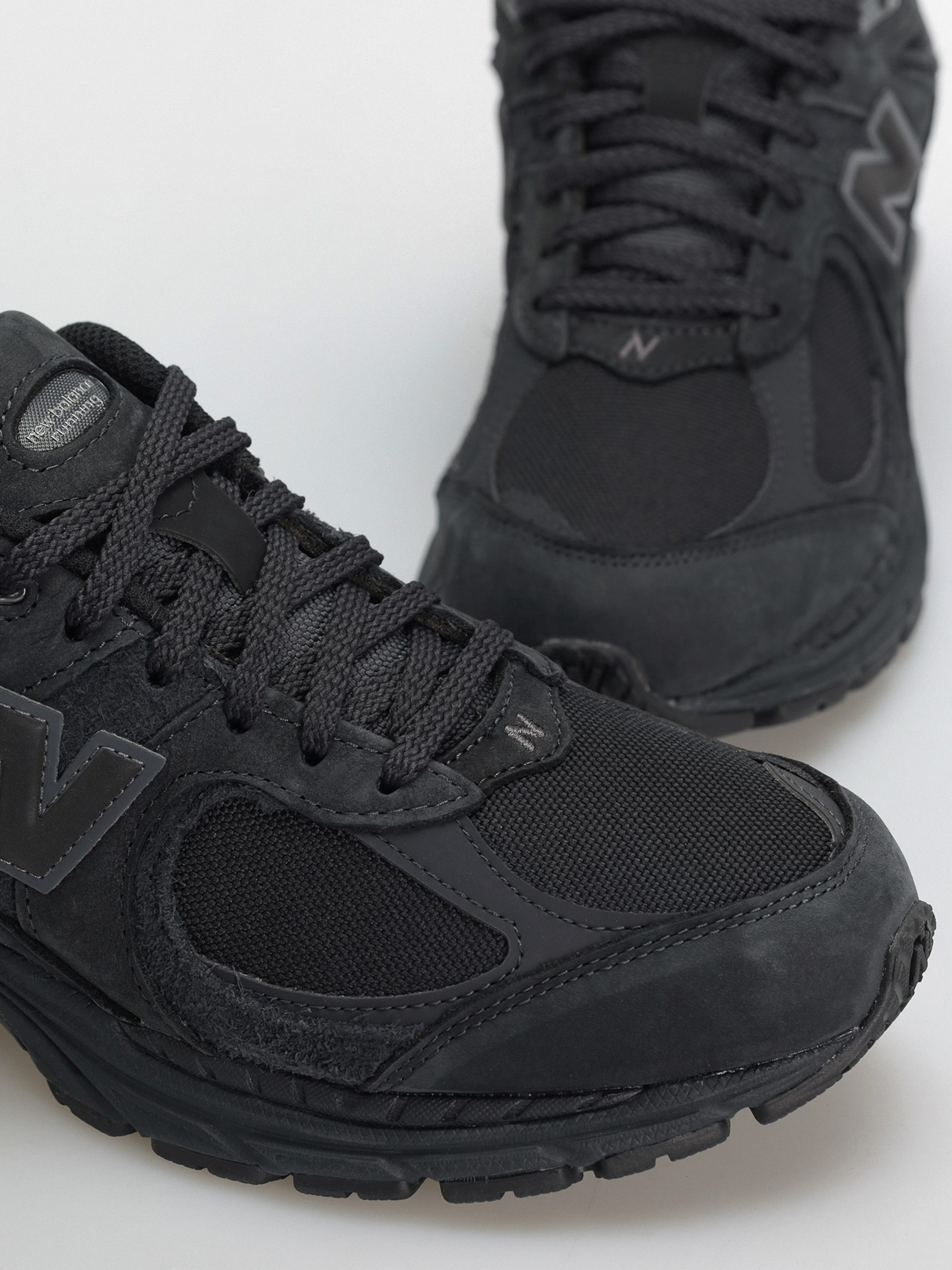 Buty New Balance 2002 (black)