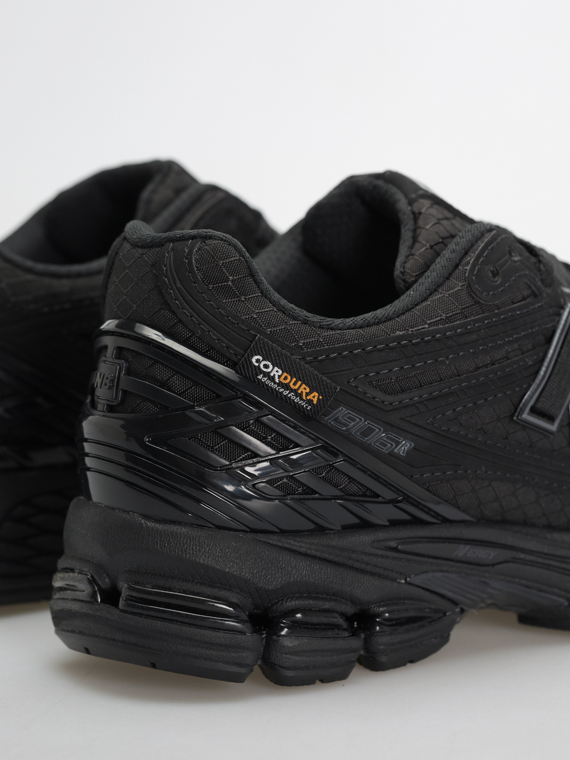 Buty New Balance 1906 (black)