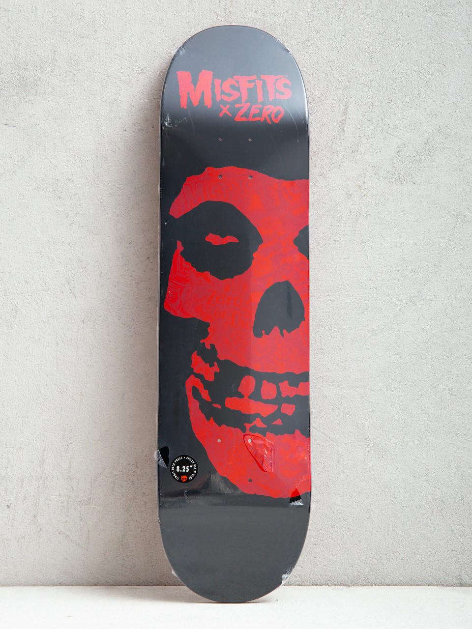 Deck Zero Misfits Fiend Skull Collage (black/red)